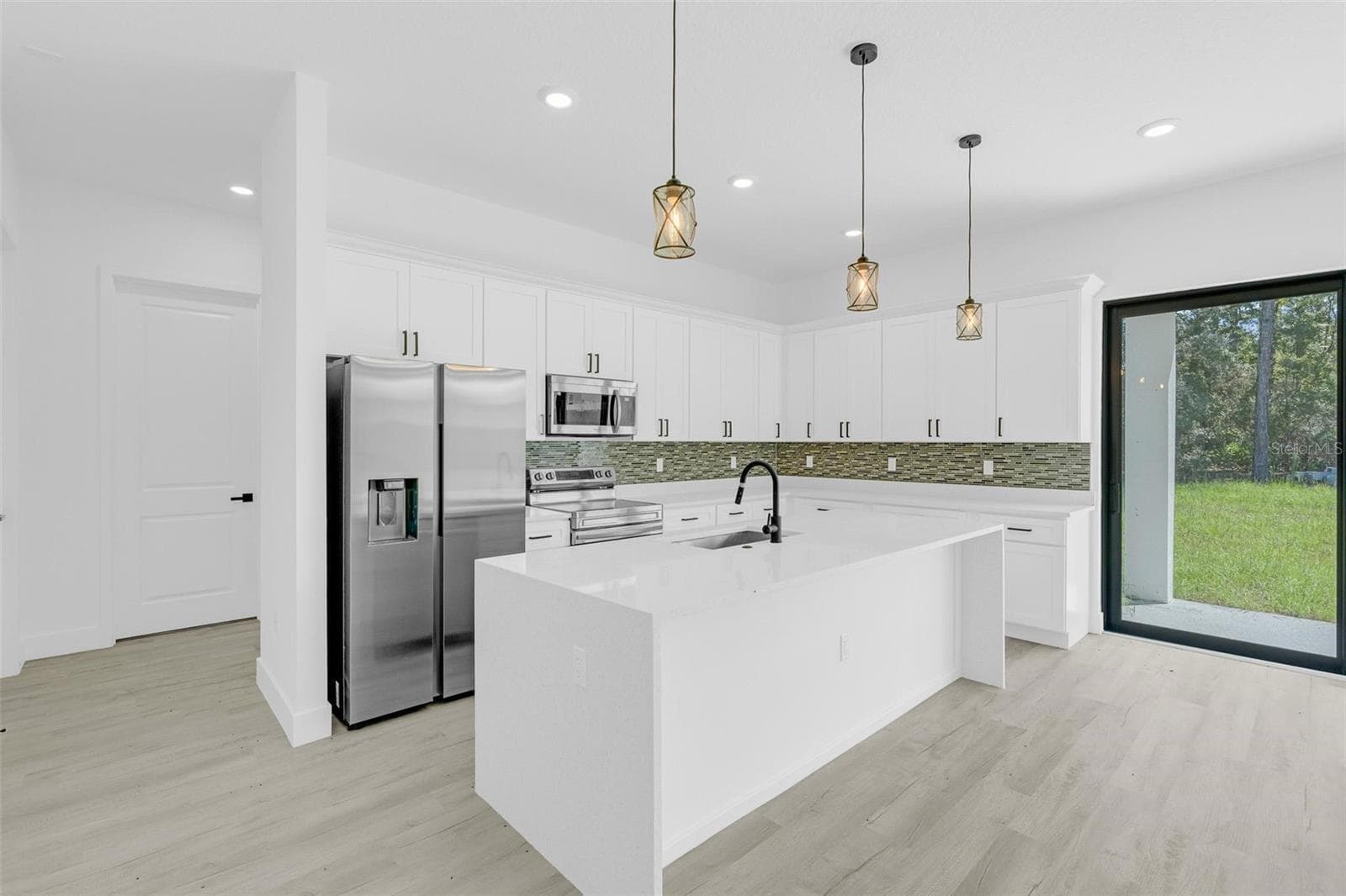 kitchen - 15085 SW 50TH AVENUE RD, OCALA