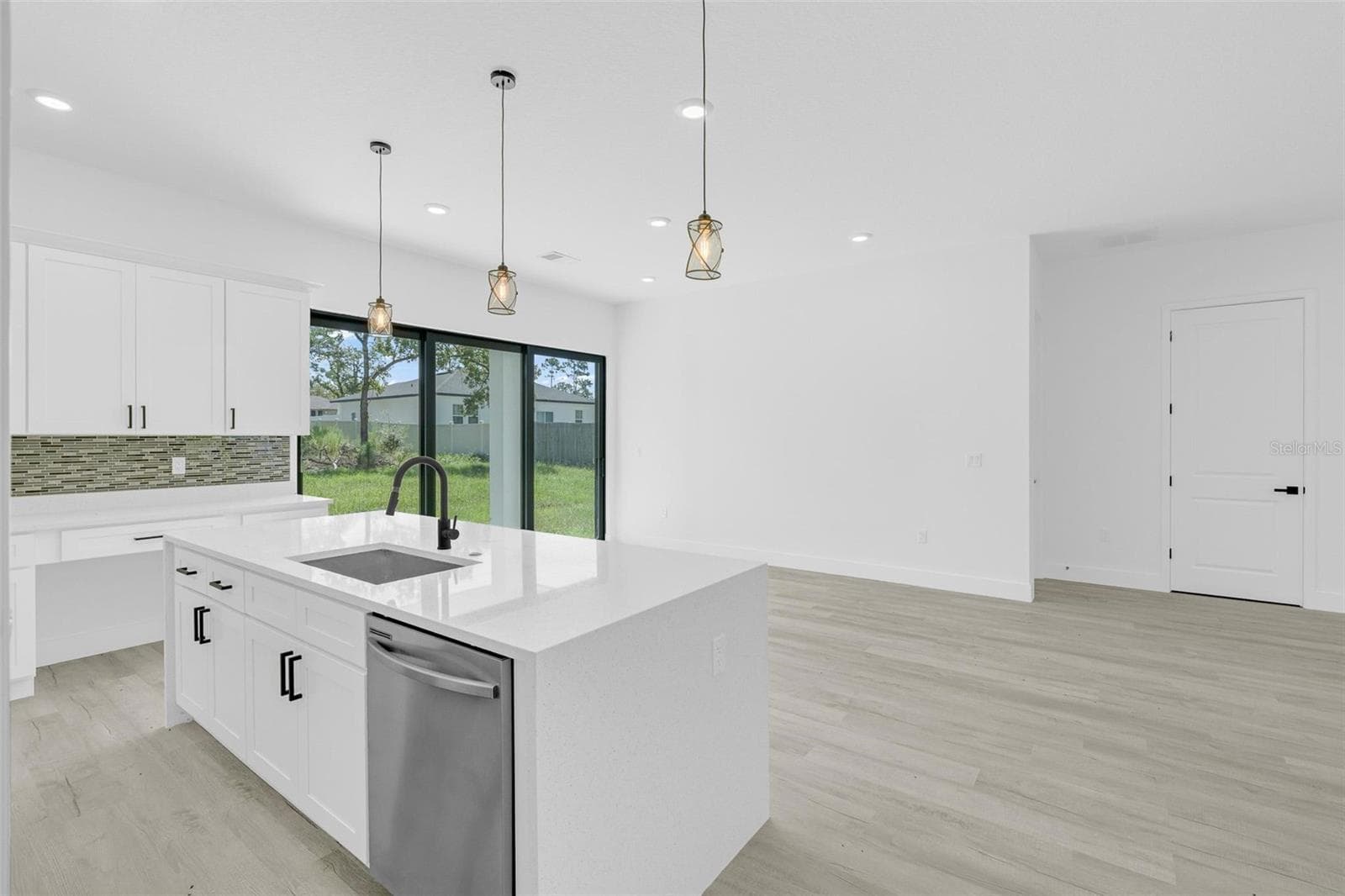 kitchen - 15085 SW 50TH AVENUE RD, OCALA
