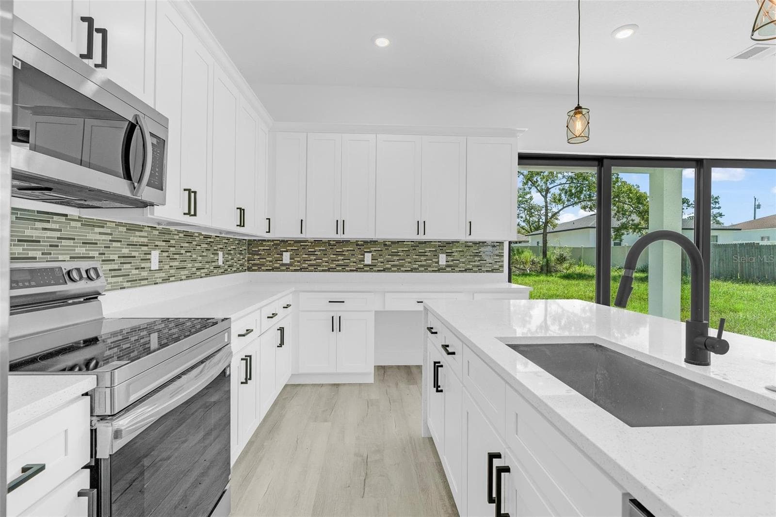 kitchen - 15085 SW 50TH AVENUE RD, OCALA