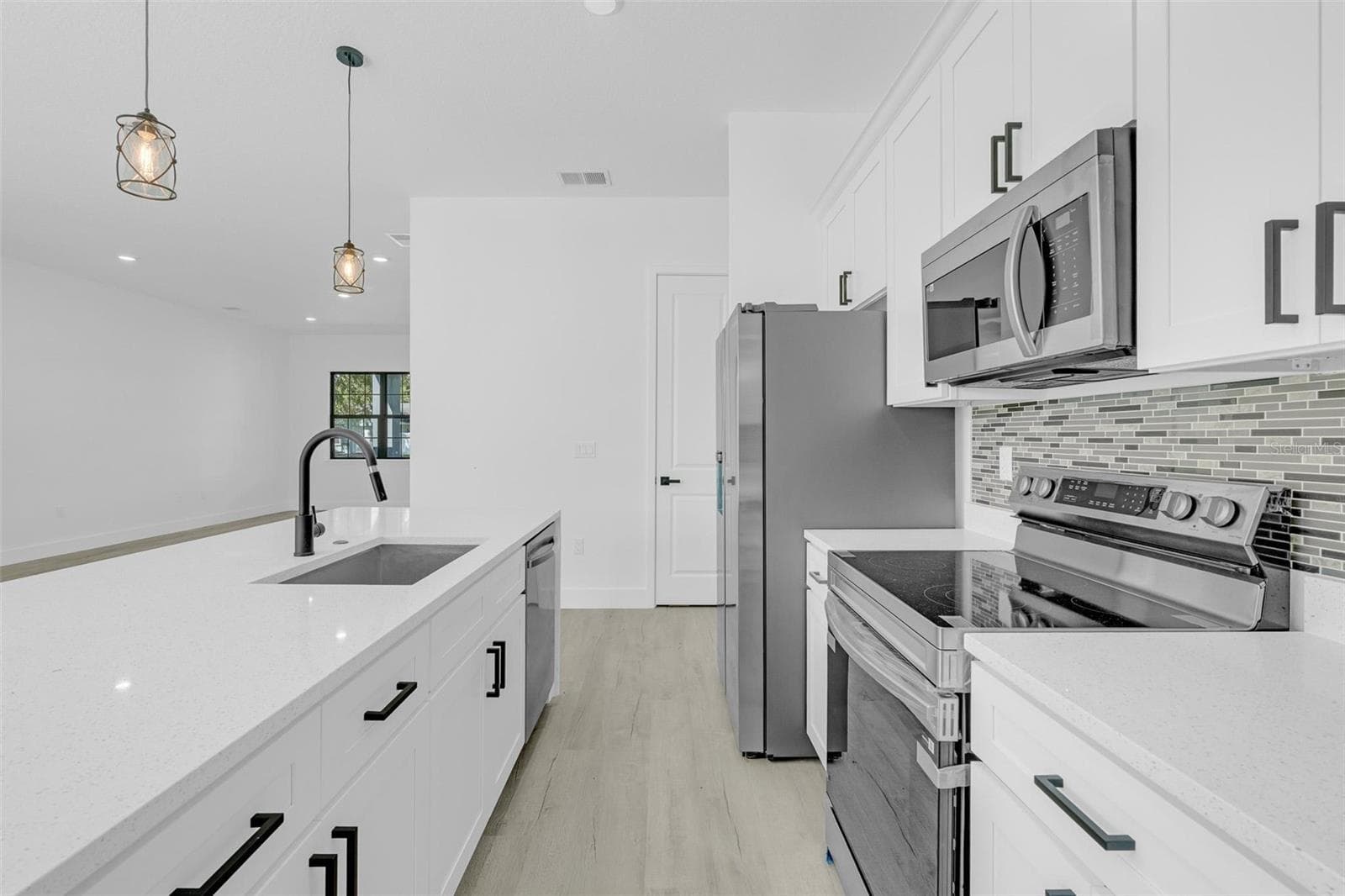 kitchen - 15085 SW 50TH AVENUE RD, OCALA