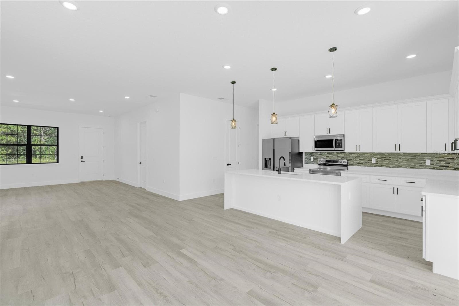 kitchen - 15085 SW 50TH AVENUE RD, OCALA