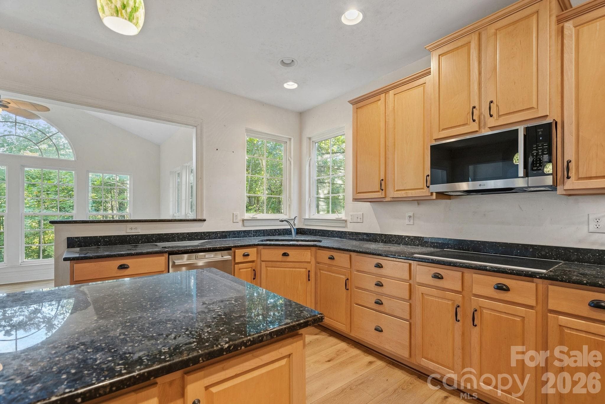 Single Family Residence at 6213 Savannah Grace Lane, Huntersville, photo 17 of 46