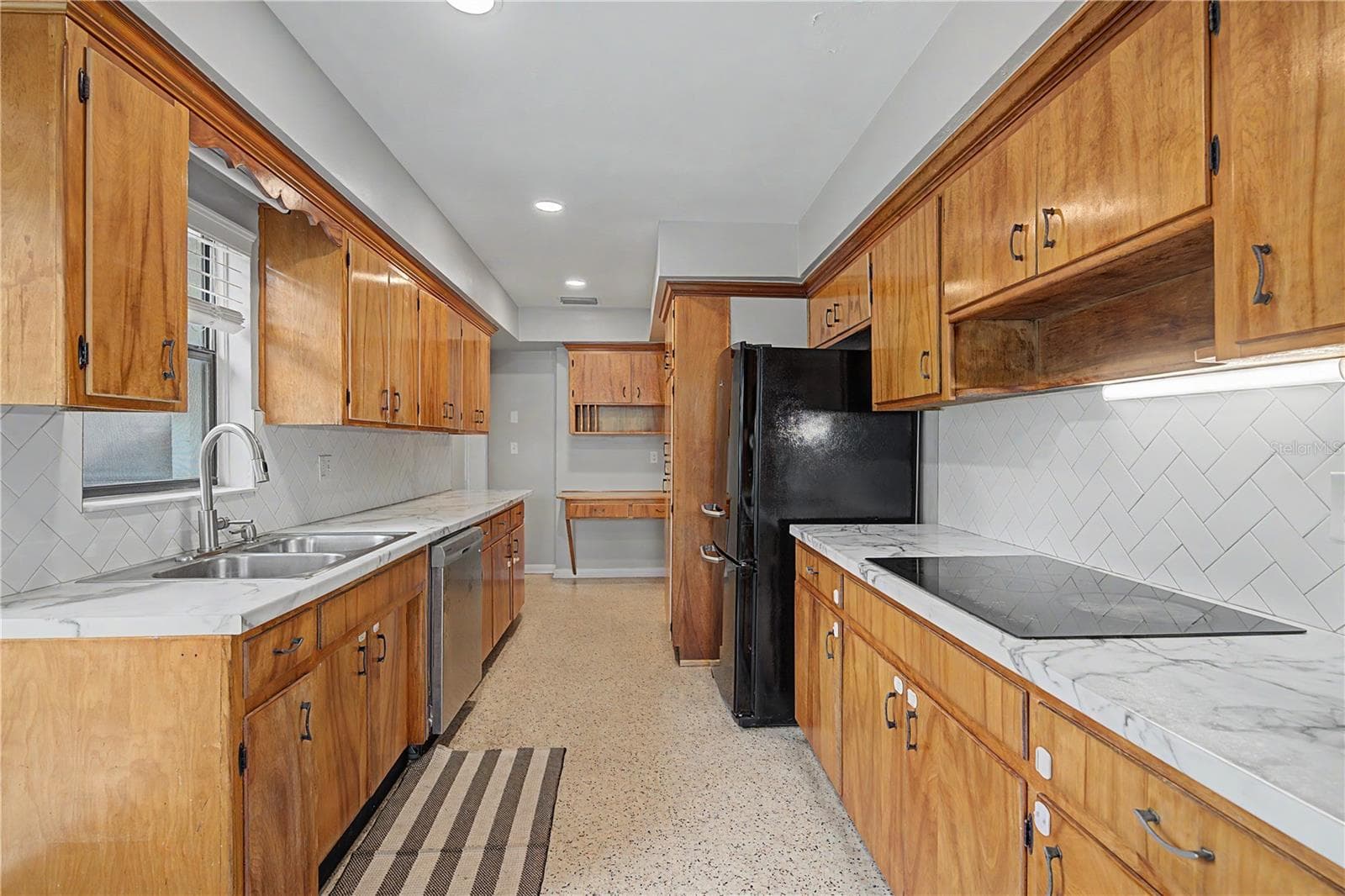 Single Family Residence at 10246 N VALLE DR, TAMPA, photo 17 of 43