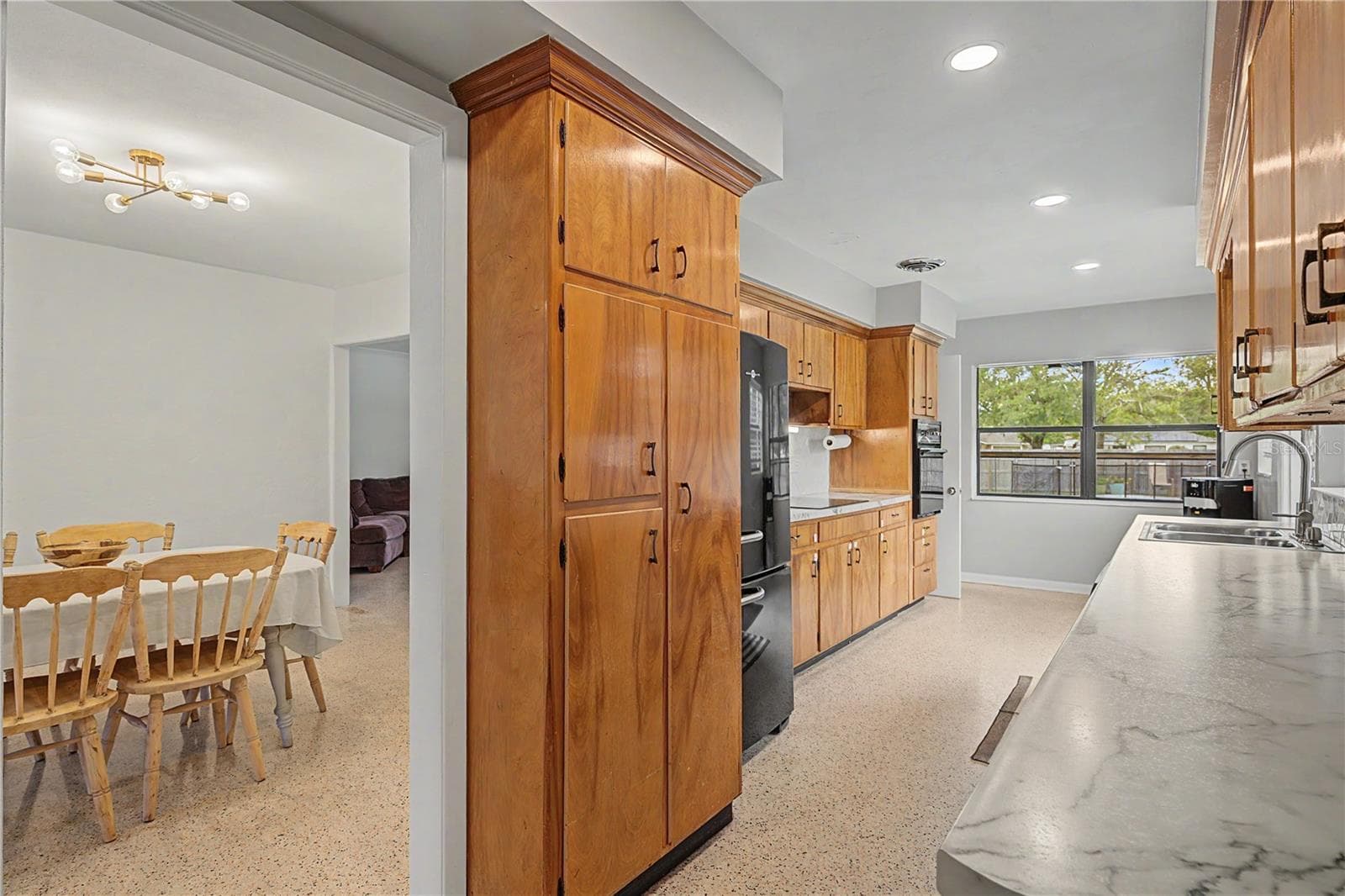 Single Family Residence at 10246 N VALLE DR, TAMPA, photo 18 of 43