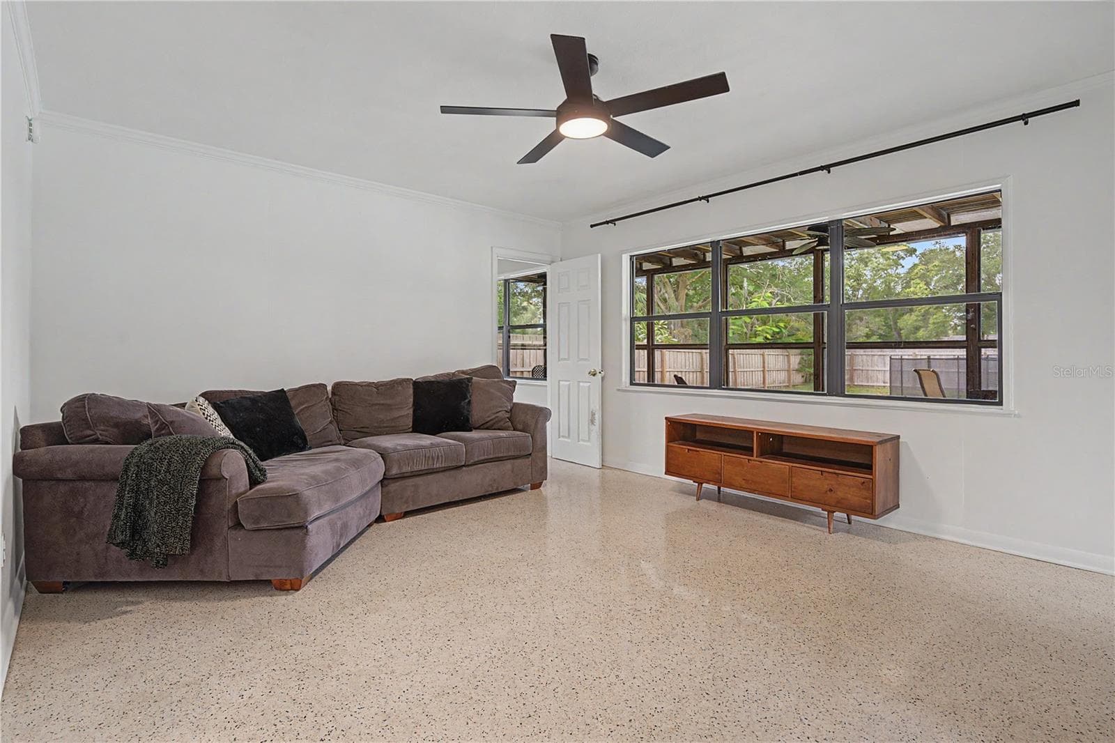 Single Family Residence at 10246 N VALLE DR, TAMPA, photo 21 of 43