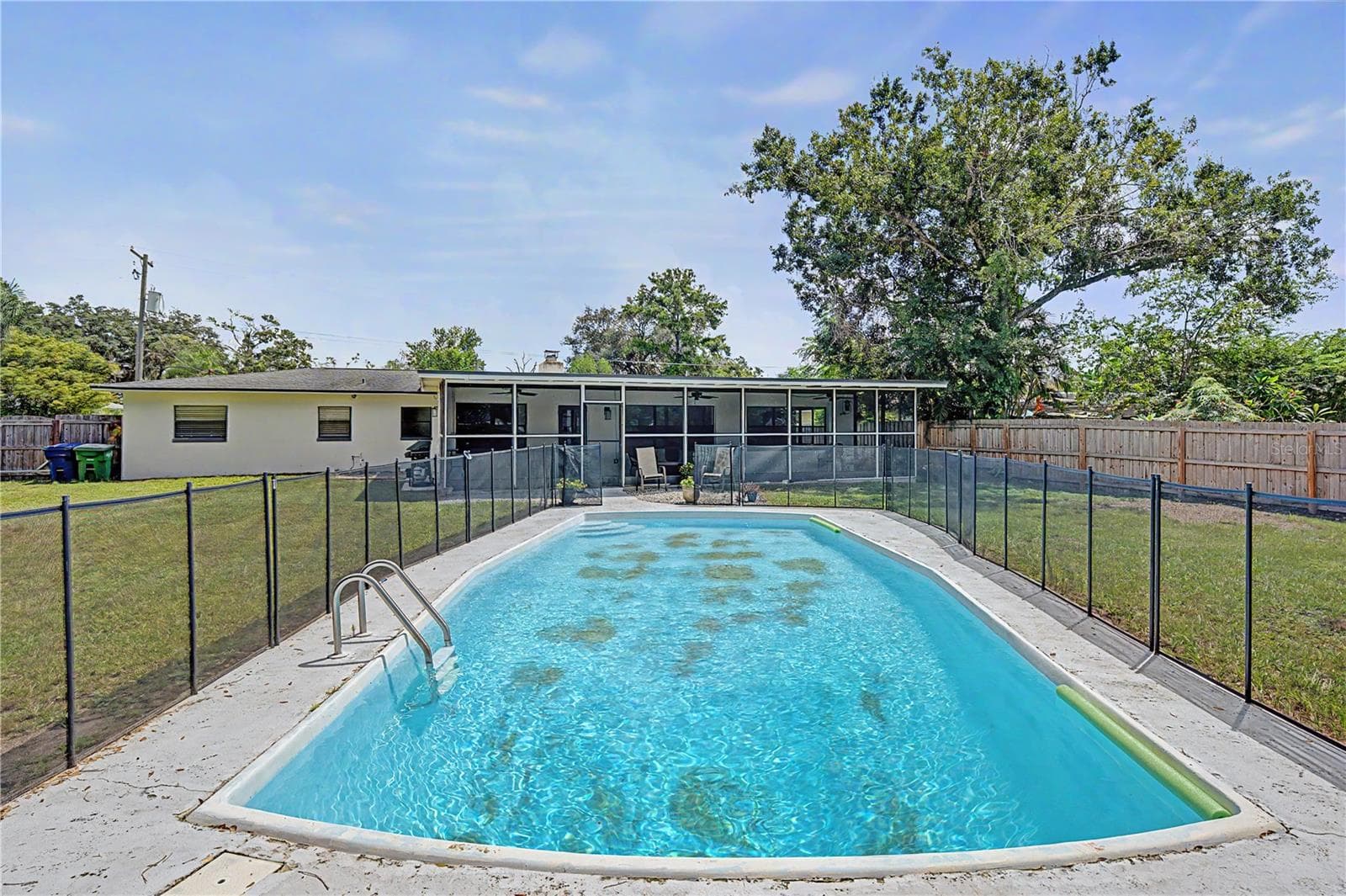 Single Family Residence at 10246 N VALLE DR, TAMPA, photo 37 of 43