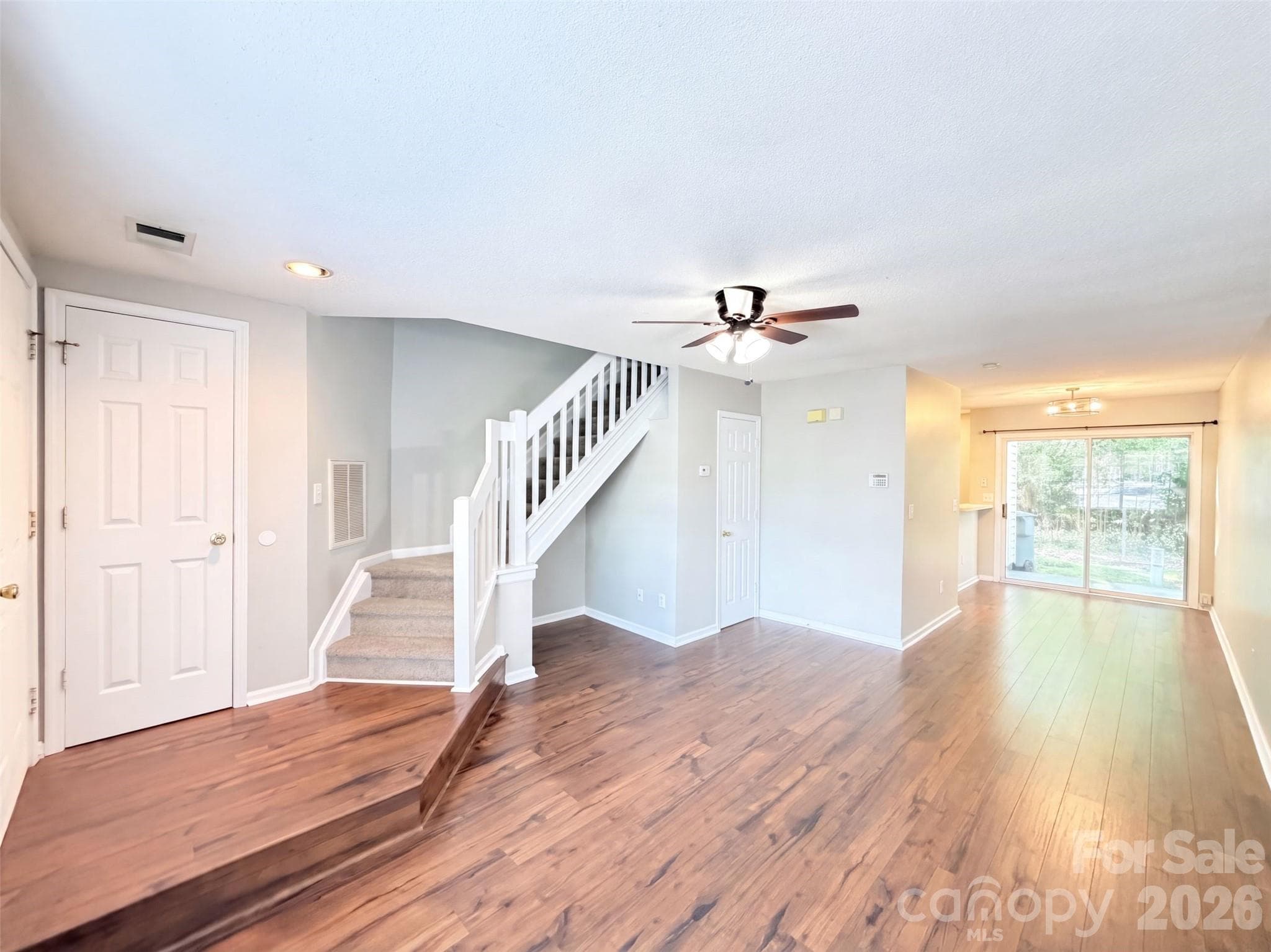 Townhouse at 12605 Tucker Crossing Lane, Charlotte, photo 3 of 14