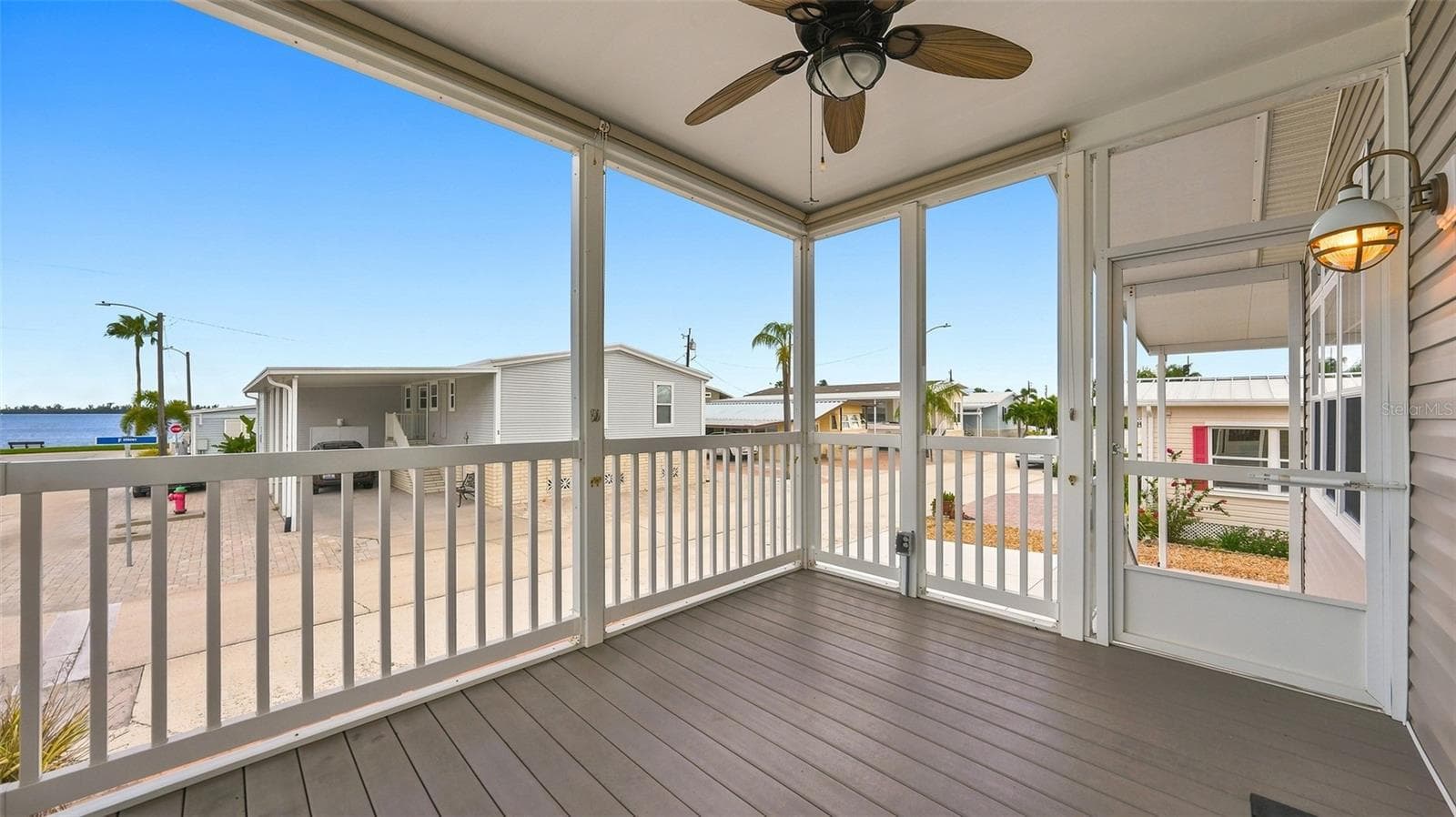 Front Lanai - 10315 CORTEZ RD W #2F, BRADENTON