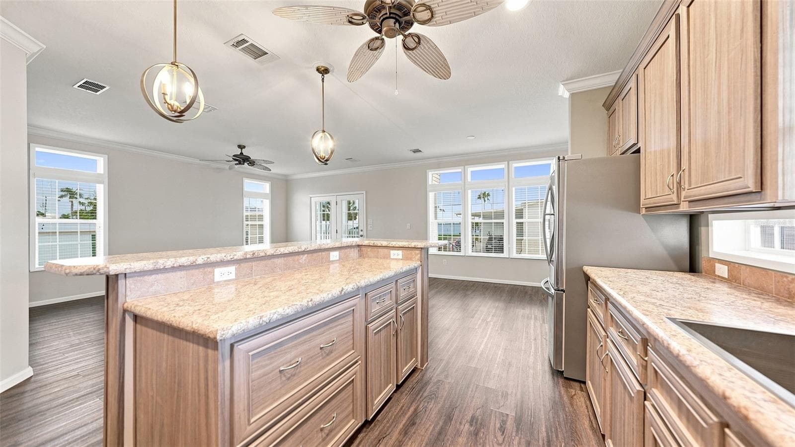 Manufactured Home at 10315 CORTEZ RD W #2F, BRADENTON, photo 26 of 71