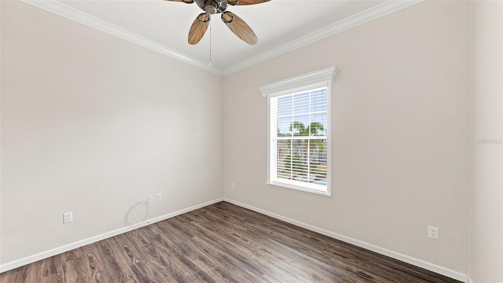 Guest bedroom - 10315 CORTEZ RD W #2F, BRADENTON