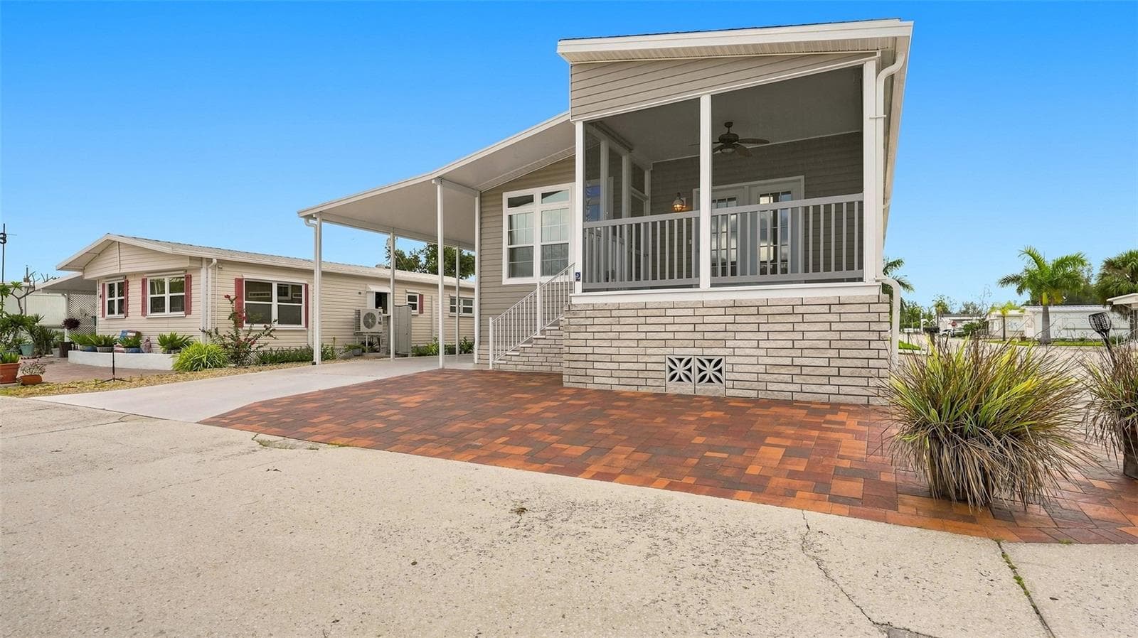 Great corner lot - 10315 CORTEZ RD W #2F, BRADENTON