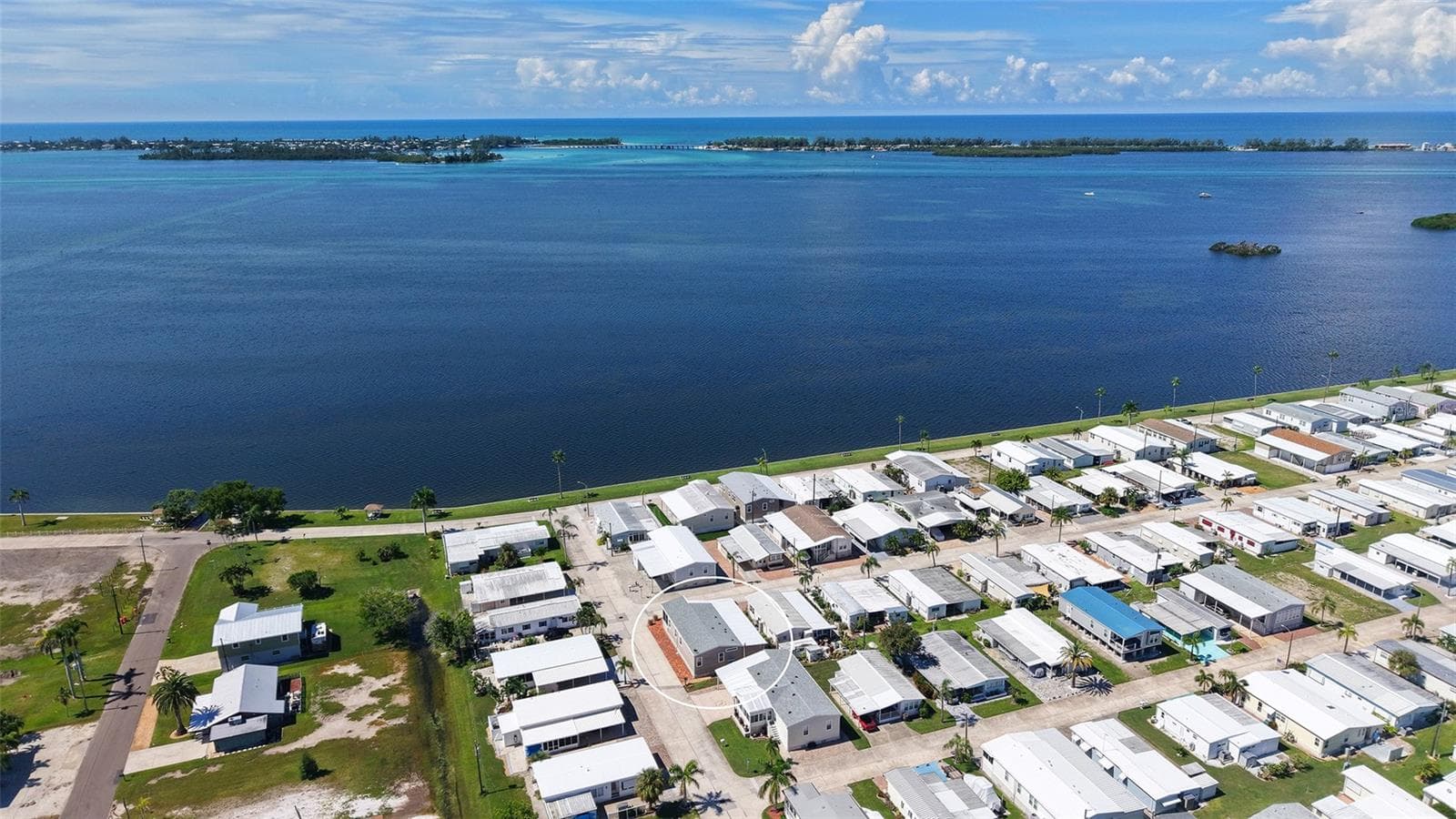 Manufactured Home at 10315 CORTEZ RD W #2F, BRADENTON, photo 47 of 71