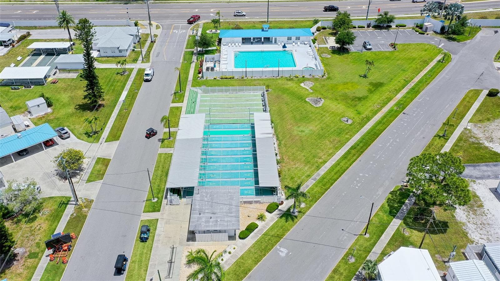 Manufactured Home at 10315 CORTEZ RD W #2F, BRADENTON, photo 50 of 71
