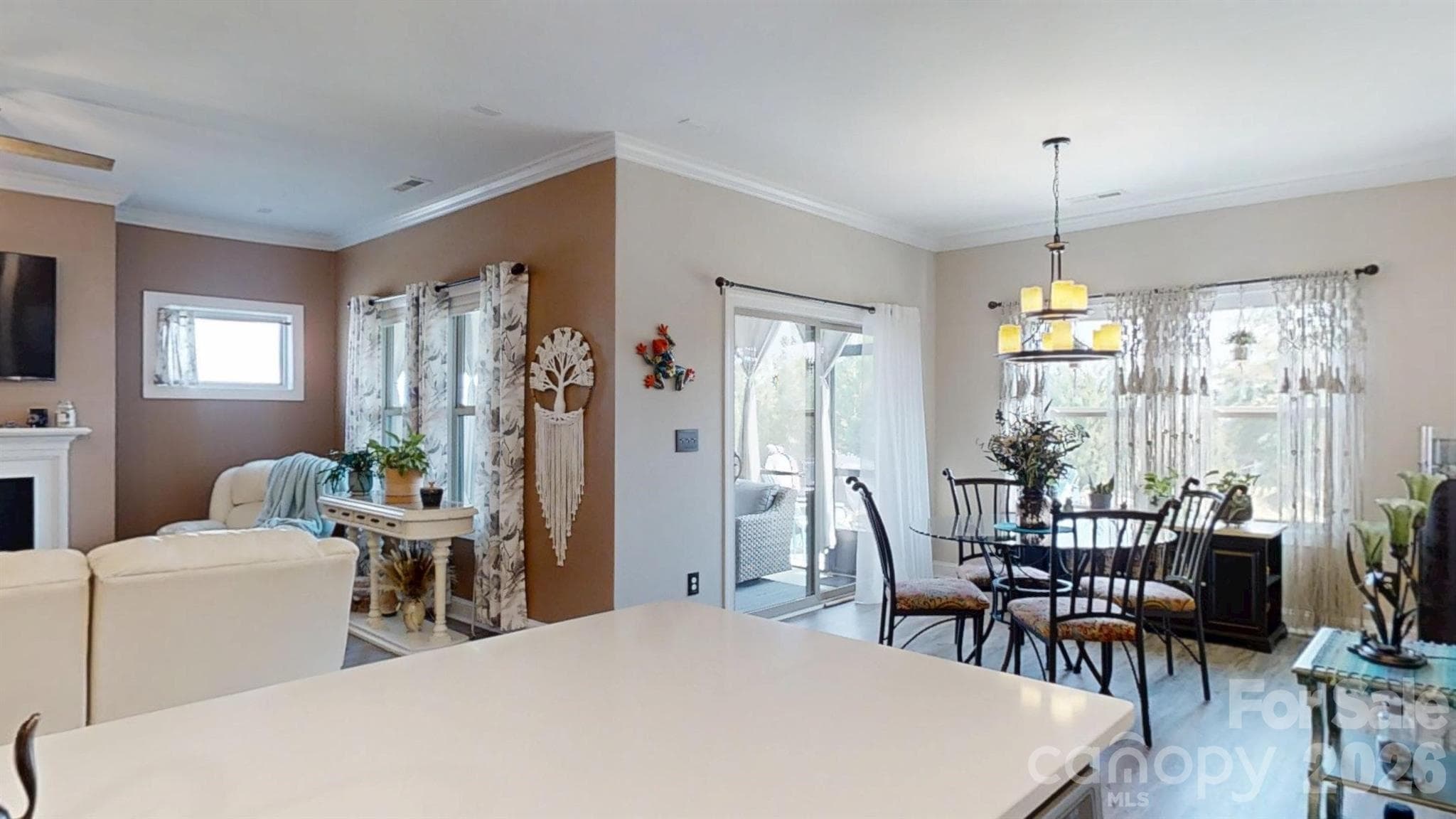 Single Family Residence at 1818 Lotus Lane, Denver, photo 15 of 38