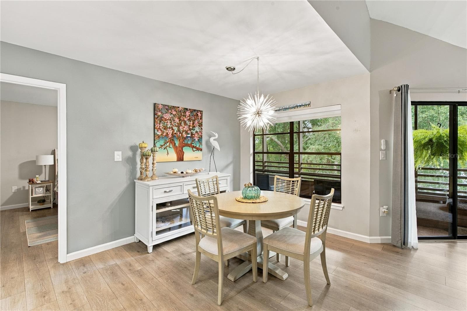 Dining area - 1006 LENNOX RD W #1006, PALM HARBOR