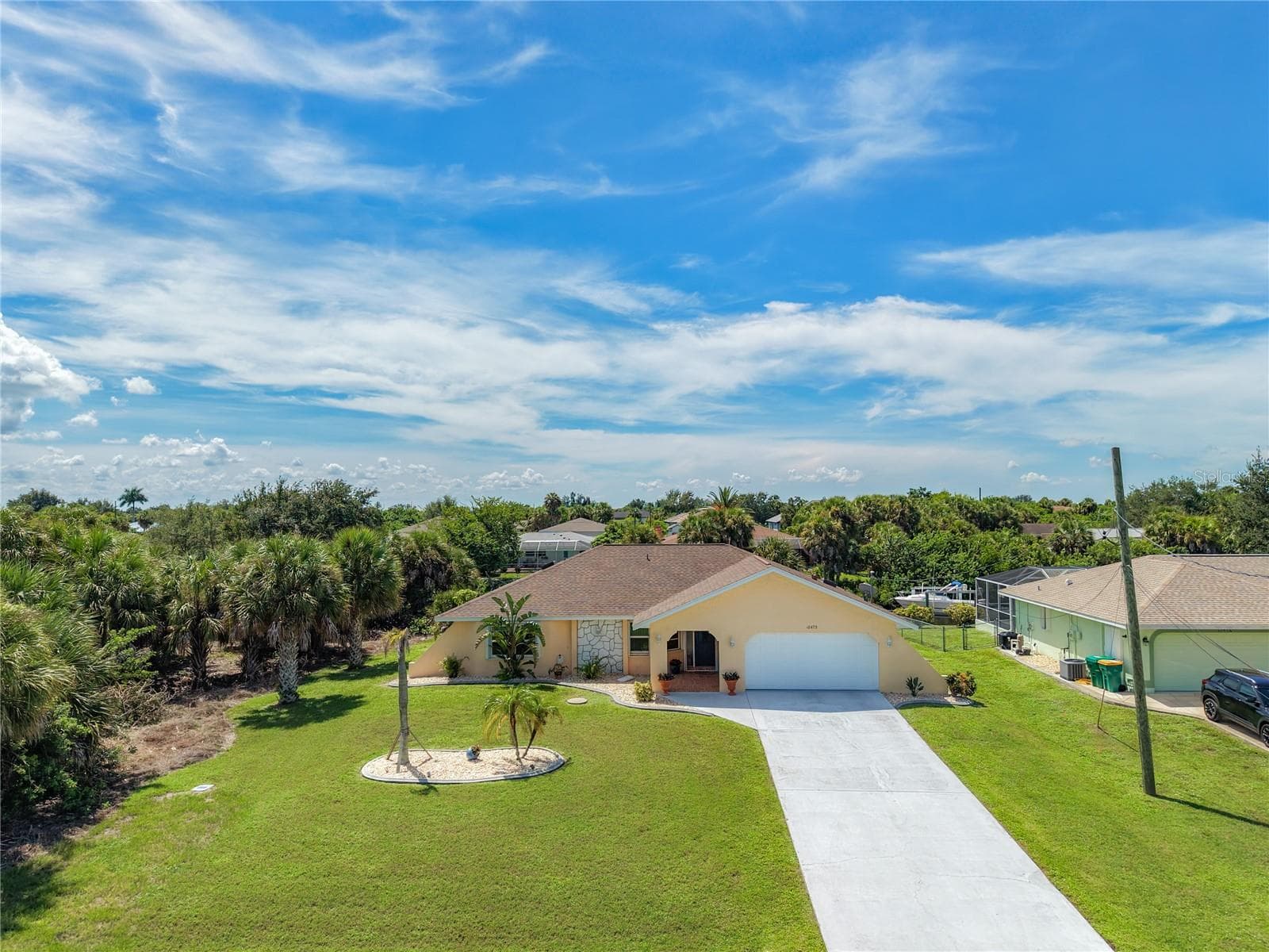 Waterfront Salt Water Canal Home - 18473 OHARA DR, PORT CHARLOTTE