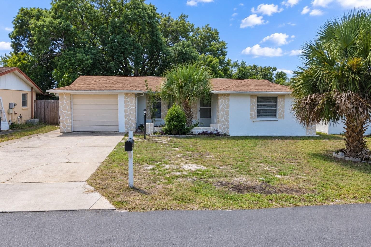 7904 JUDITH CRES