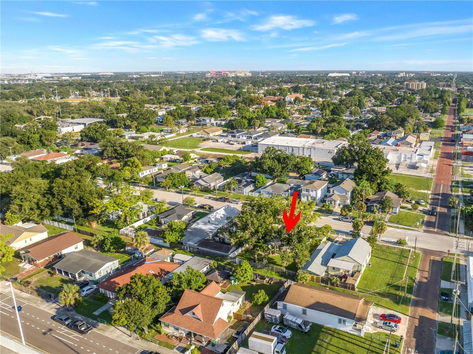 Single Family Residence at 2906 W MAIN ST, TAMPA, photo 4 of 40