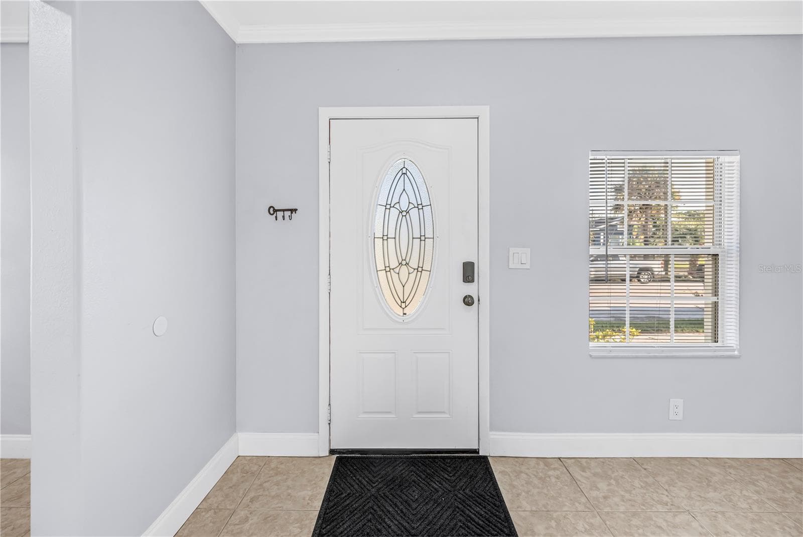 Single Family Residence at 2906 W MAIN ST, TAMPA, photo 7 of 40