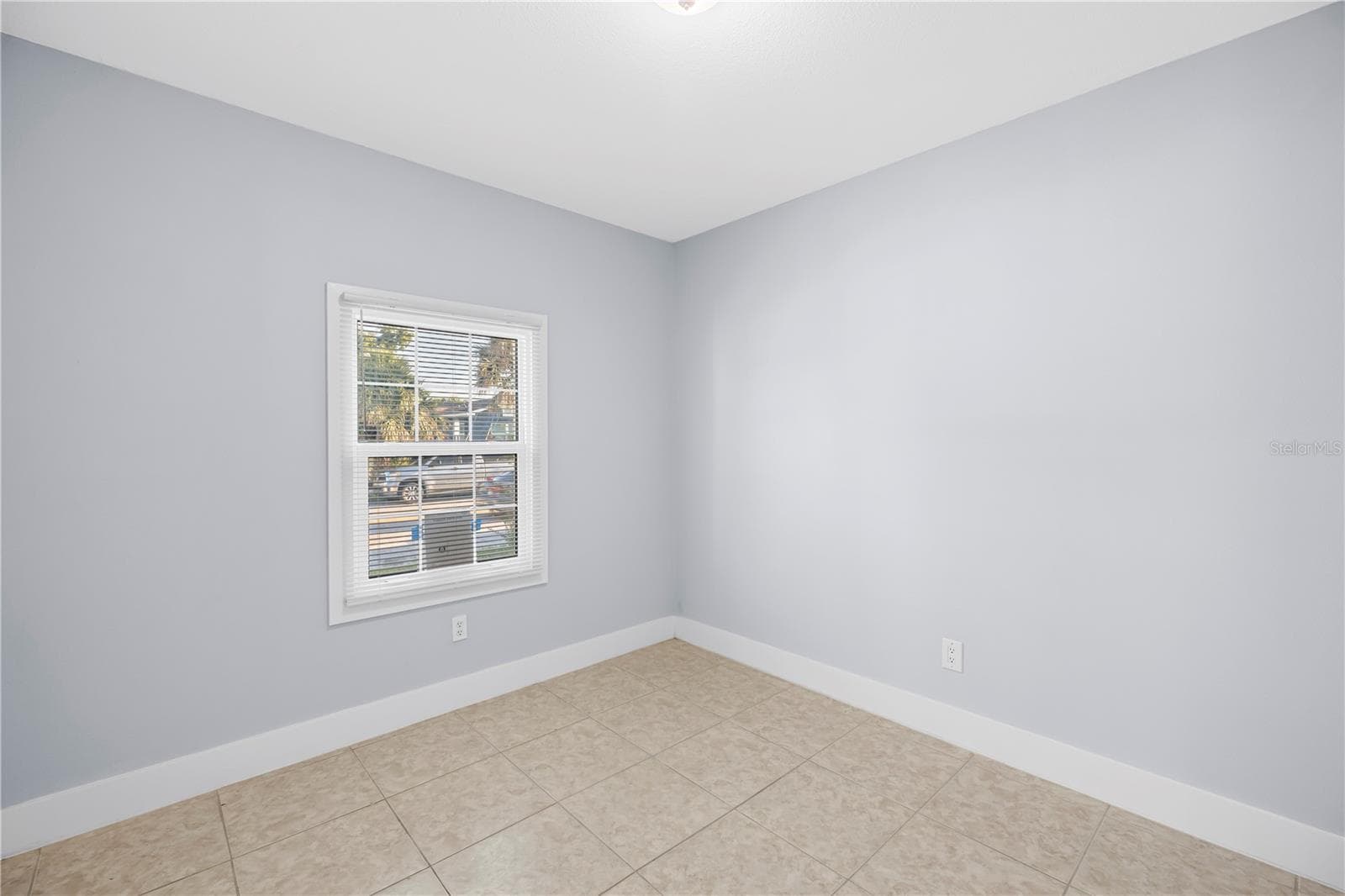 Single Family Residence at 2906 W MAIN ST, TAMPA, photo 17 of 40