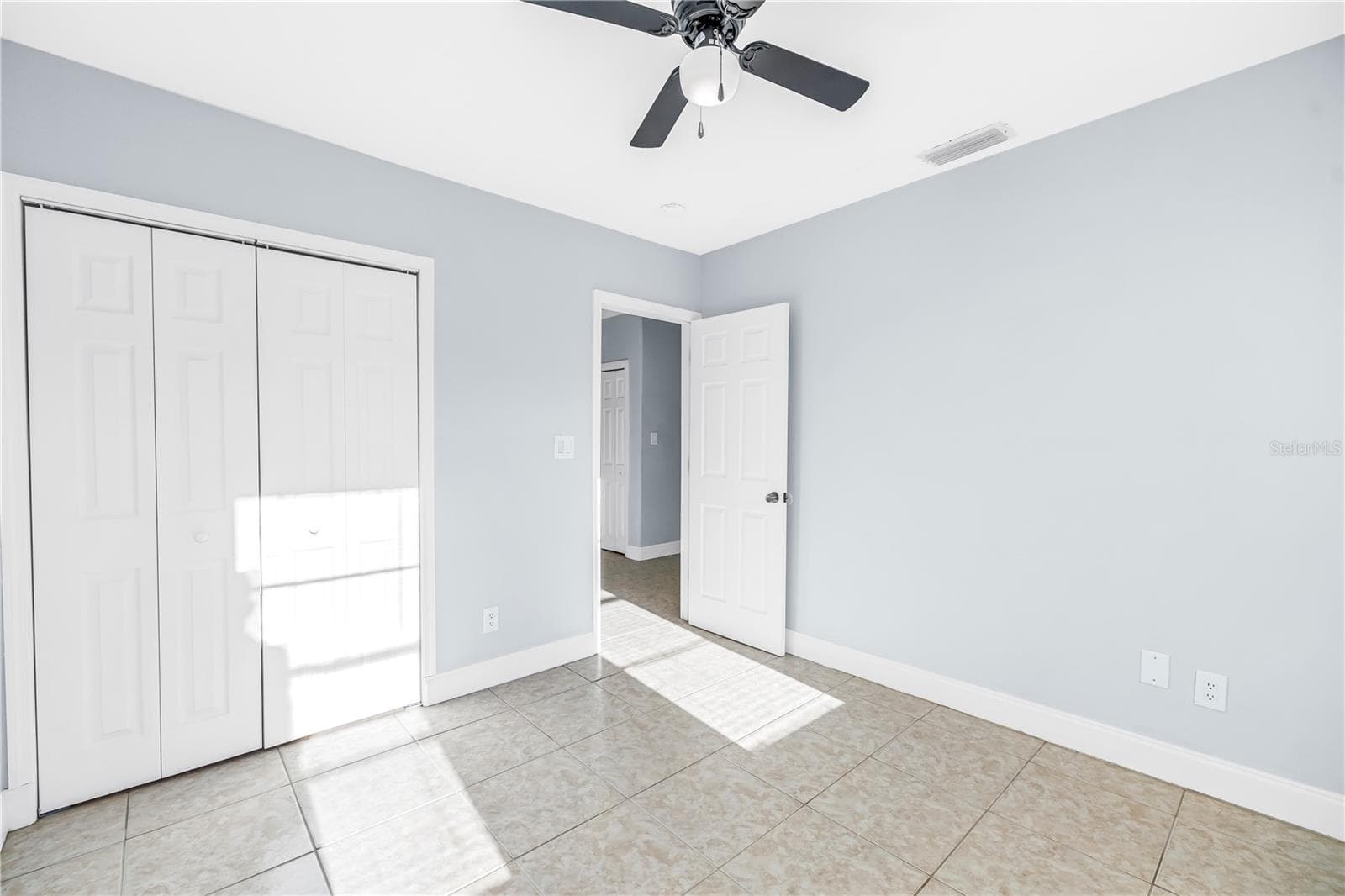 Single Family Residence at 2906 W MAIN ST, TAMPA, photo 24 of 40