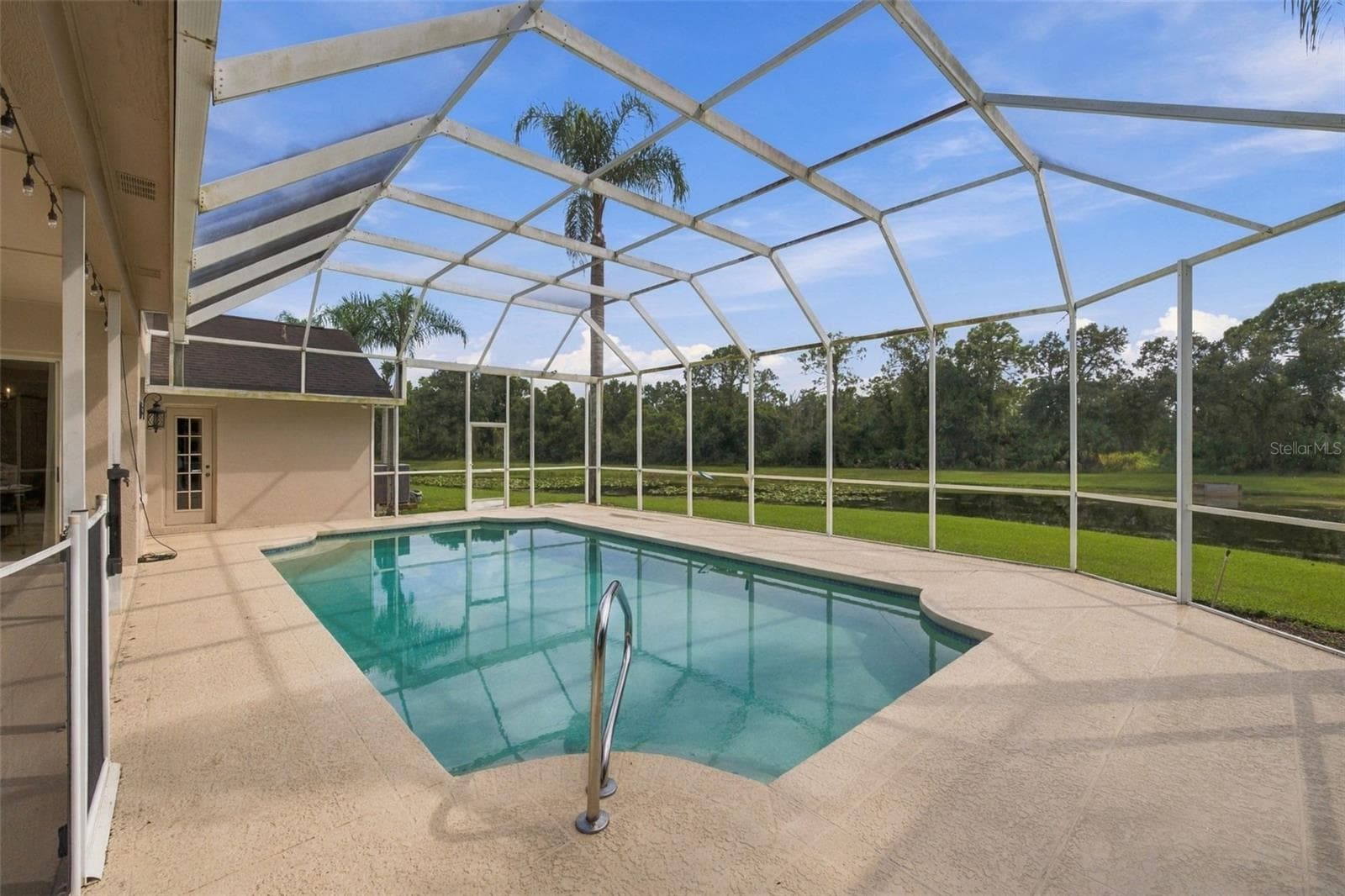 Single Family Residence at 12427 BRISTOL COMMONS CIR, TAMPA, photo 53 of 92