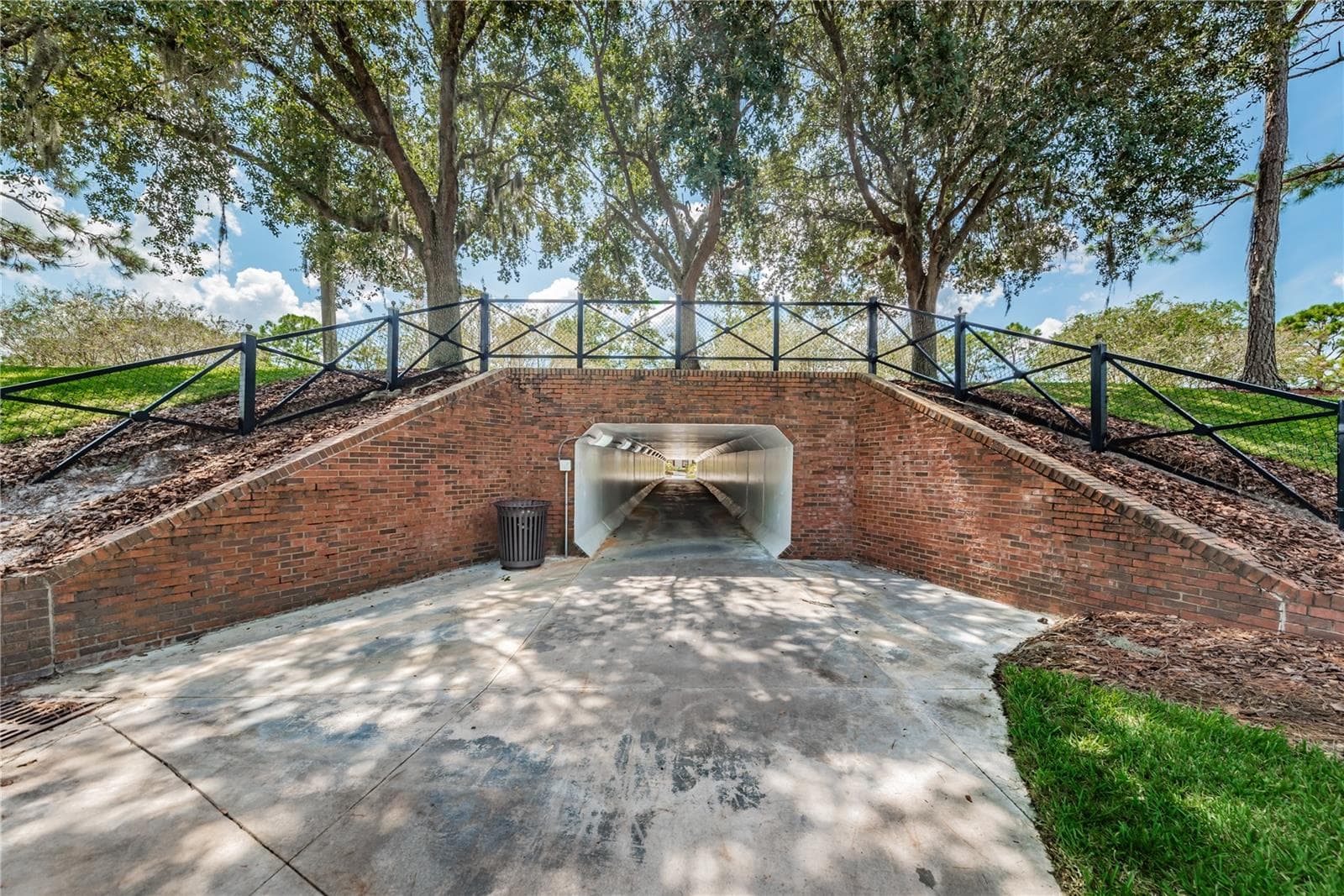 Single Family Residence at 12427 BRISTOL COMMONS CIR, TAMPA, photo 89 of 92