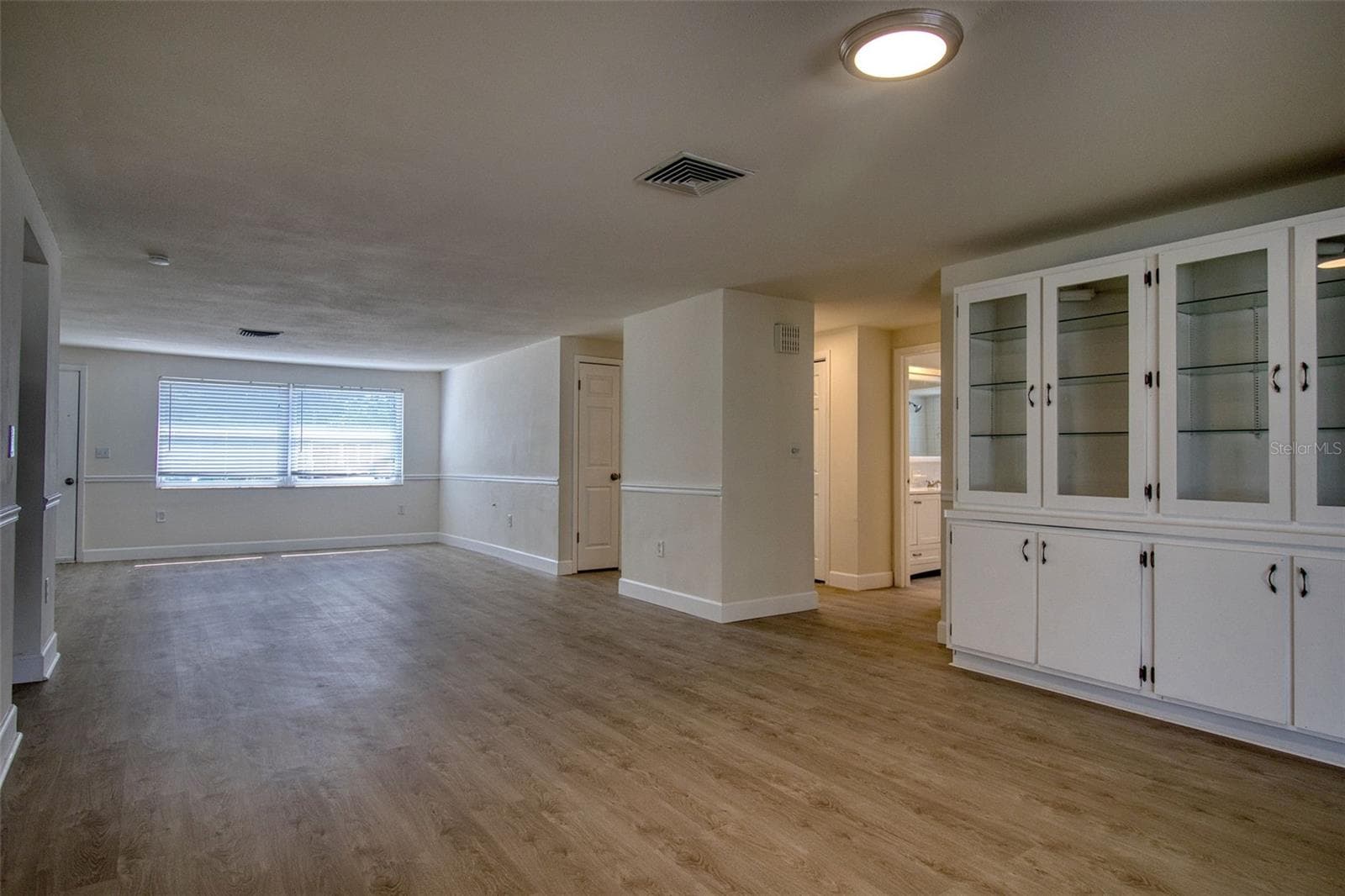 Den with cabinets - 5425 DRINKARD DR, NEW PORT RICHEY