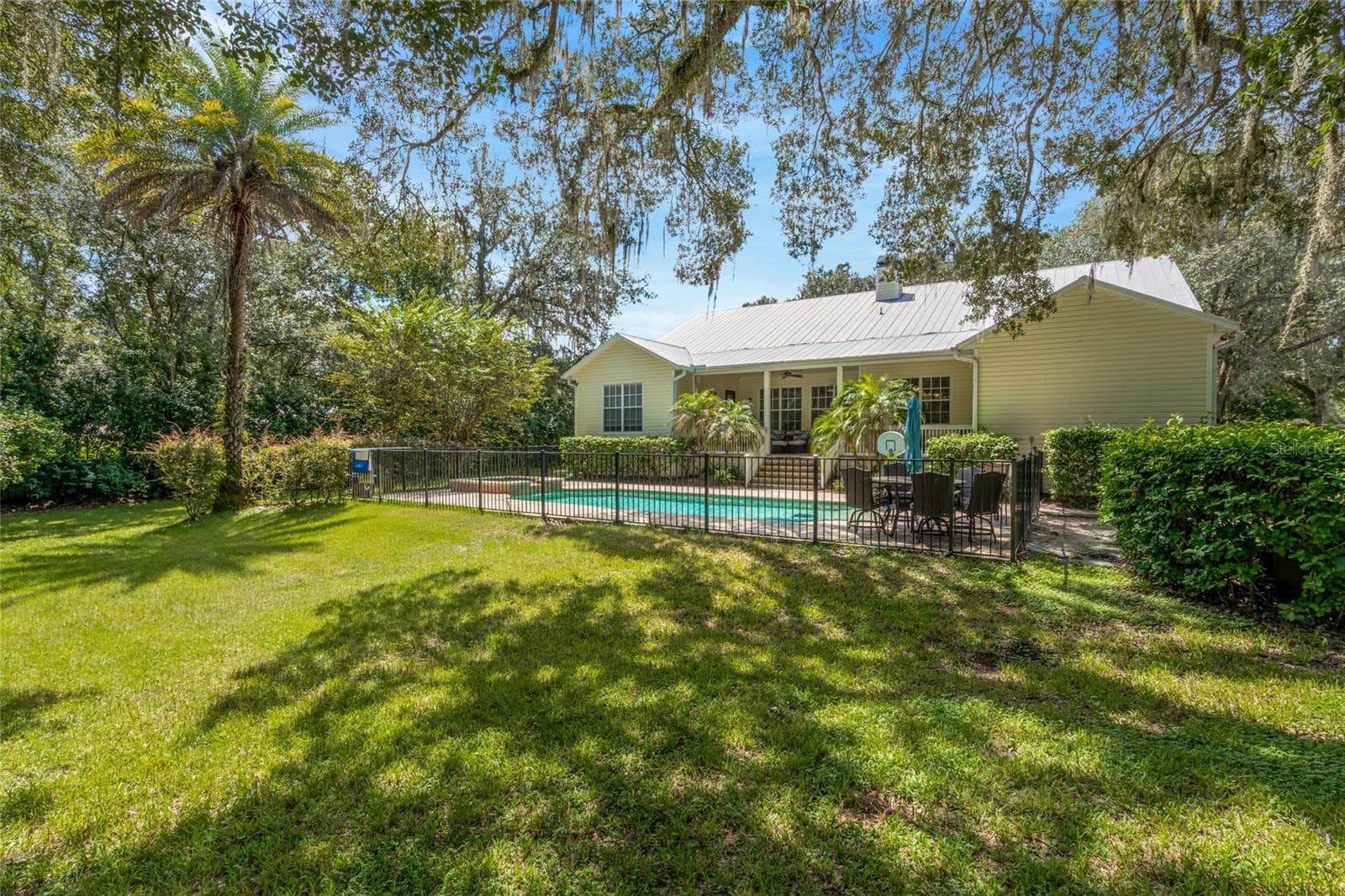 Back of house with pool - 6122 REGINA PL, LAND O LAKES