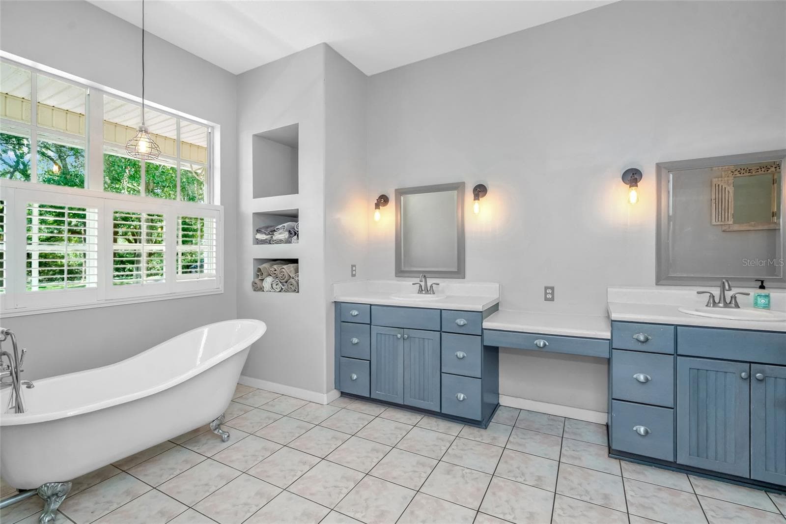 Master bathroom - 6122 REGINA PL, LAND O LAKES