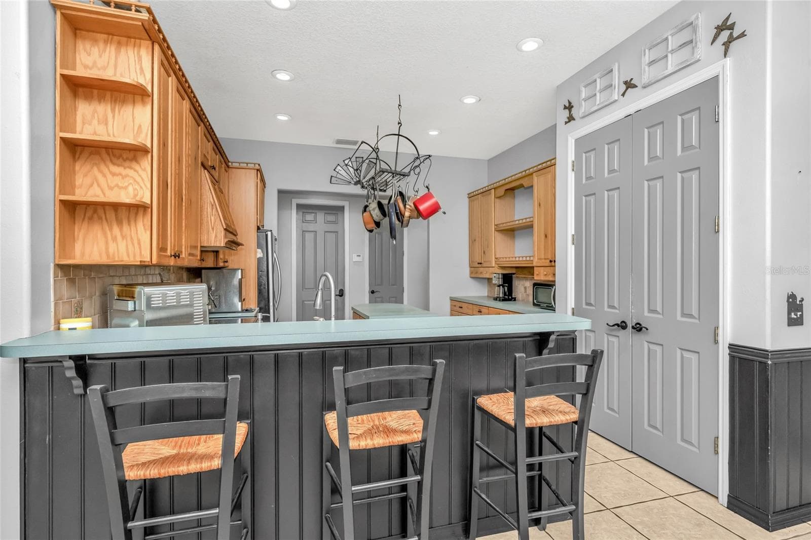 Kitchen with eating bar - 6122 REGINA PL, LAND O LAKES