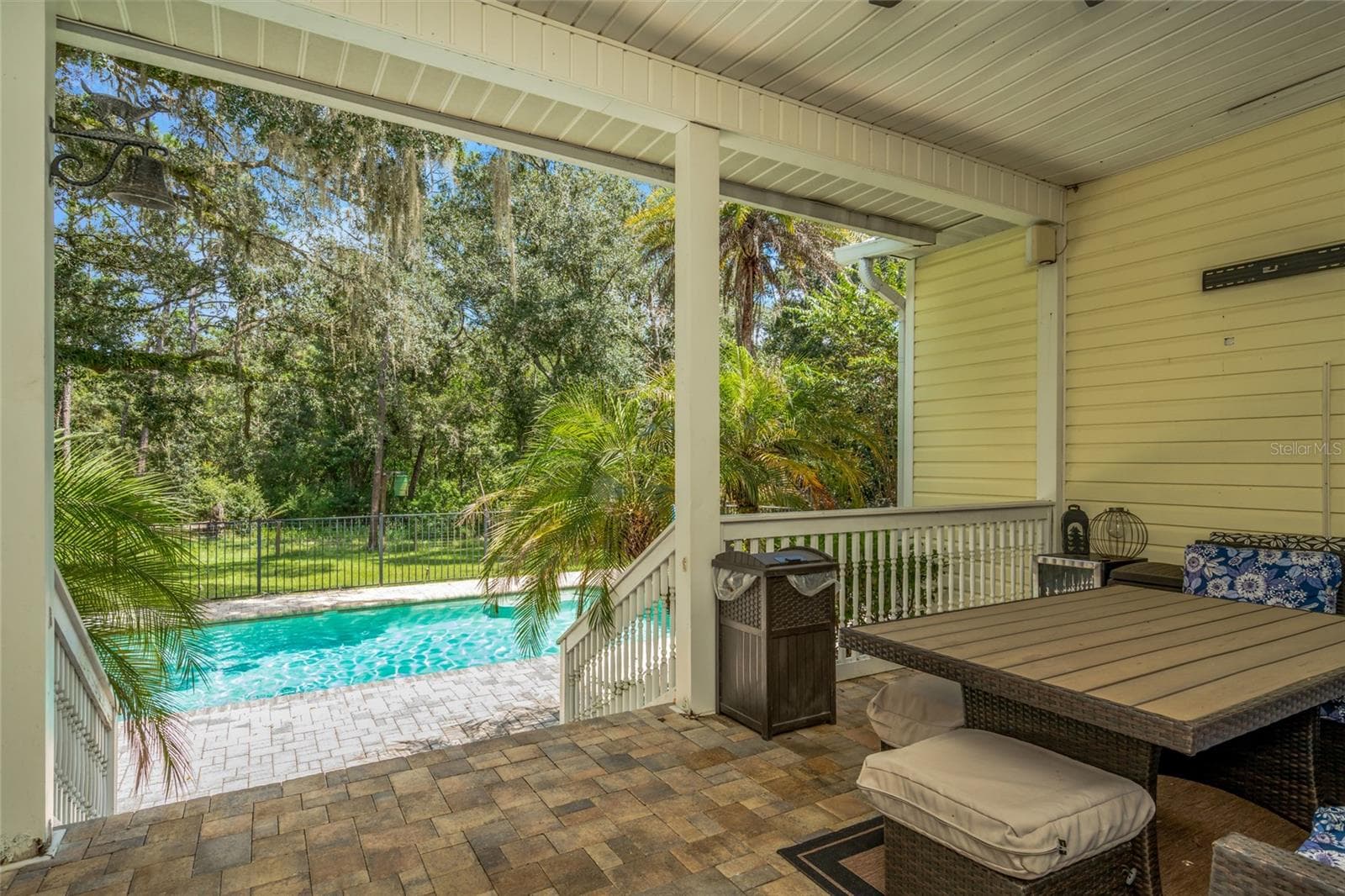 Back porch - 6122 REGINA PL, LAND O LAKES