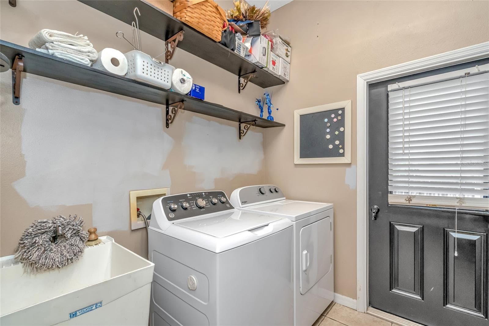 Laundry room - 6122 REGINA PL, LAND O LAKES