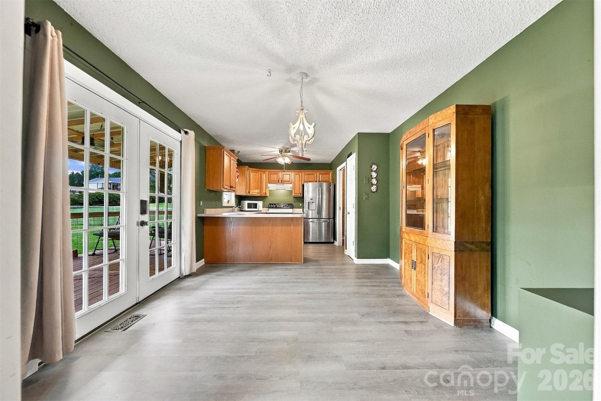Single Family Residence at 4917 Pond Court, Conover, photo 11 of 47
