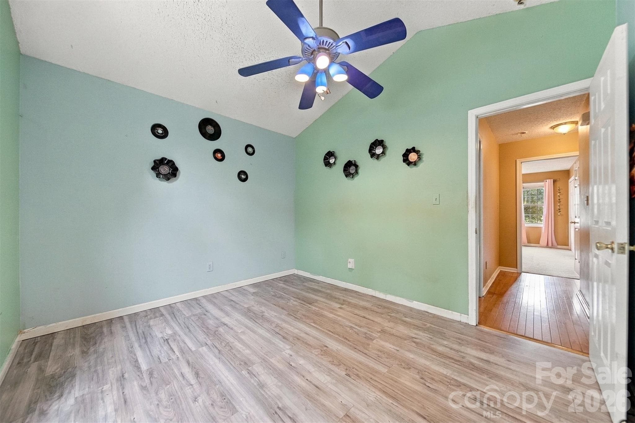Single Family Residence at 4917 Pond Court, Conover, photo 31 of 47
