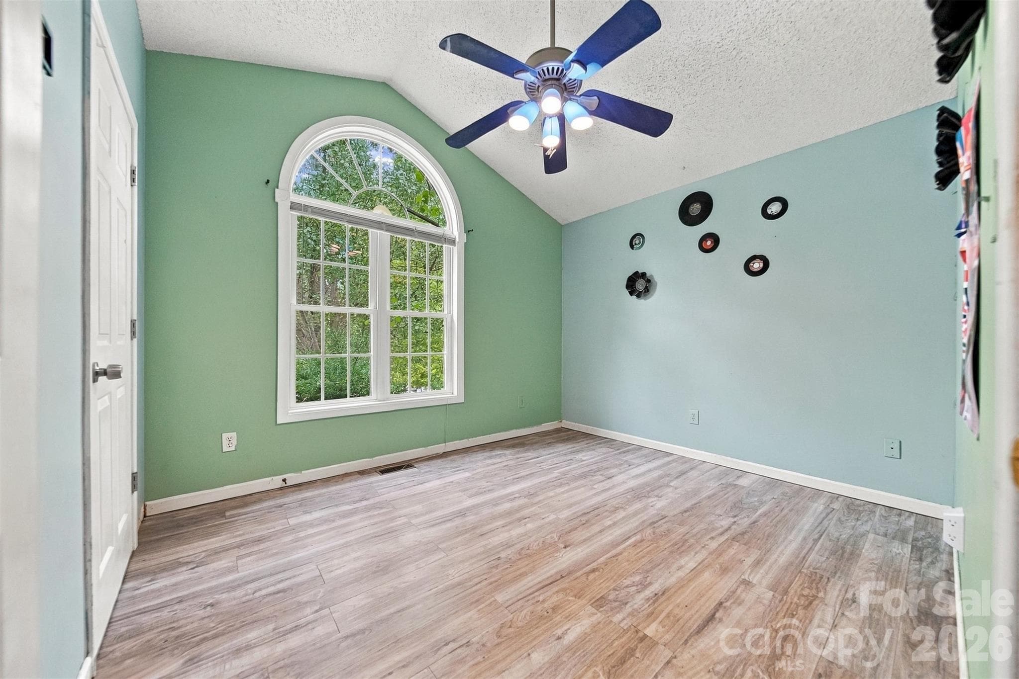 Single Family Residence at 4917 Pond Court, Conover, photo 33 of 47