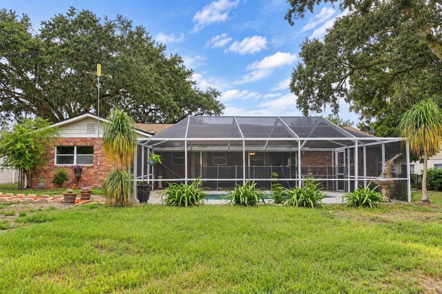 Single Family Residence at 5838 GIBSON SHORES DR, LAKELAND, photo 23 of 29