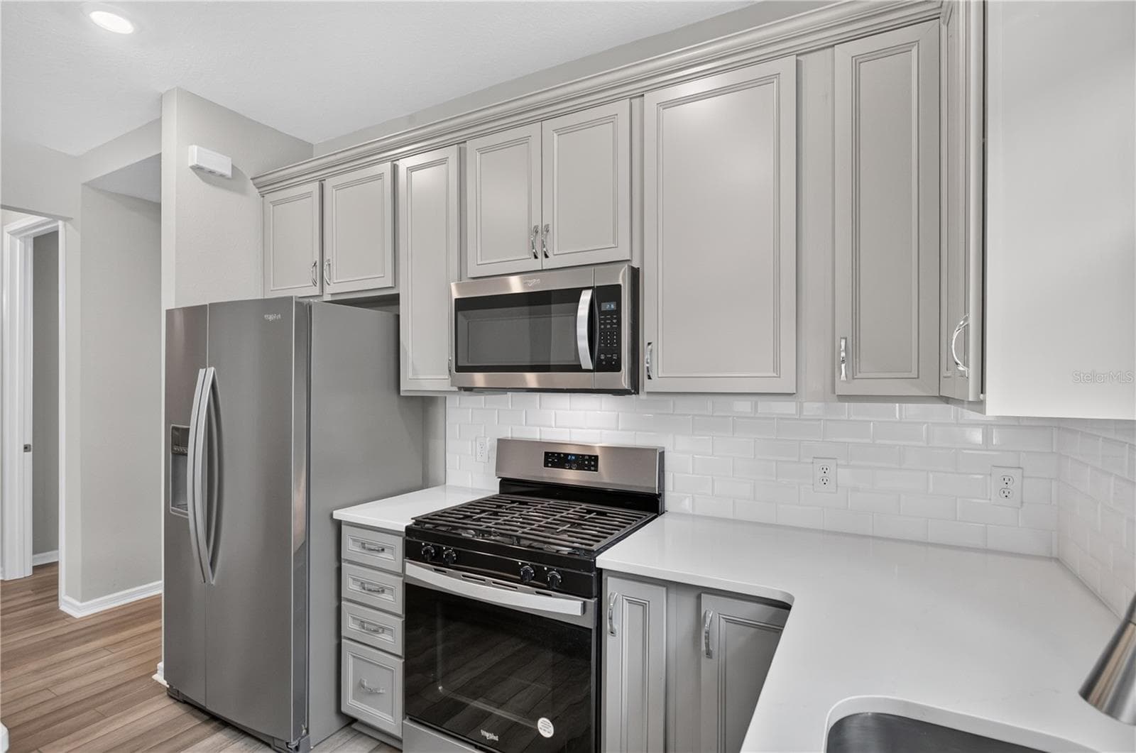 KITCHEN - 13418 PRINCESS ST, WINTER GARDEN