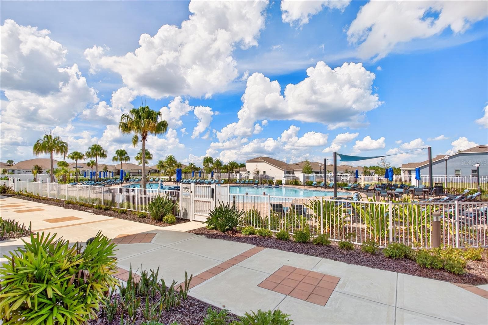 RESORT STYLE POOL - 13418 PRINCESS ST, WINTER GARDEN