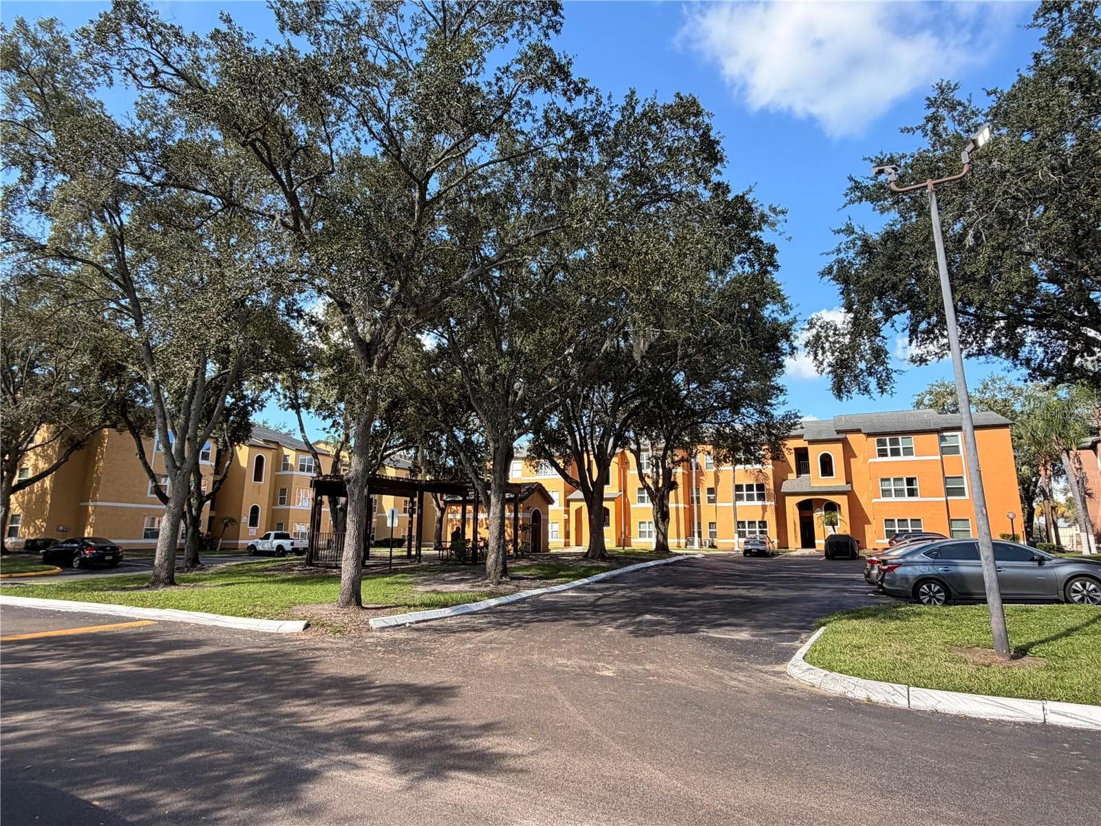 VENETIAN PLACE