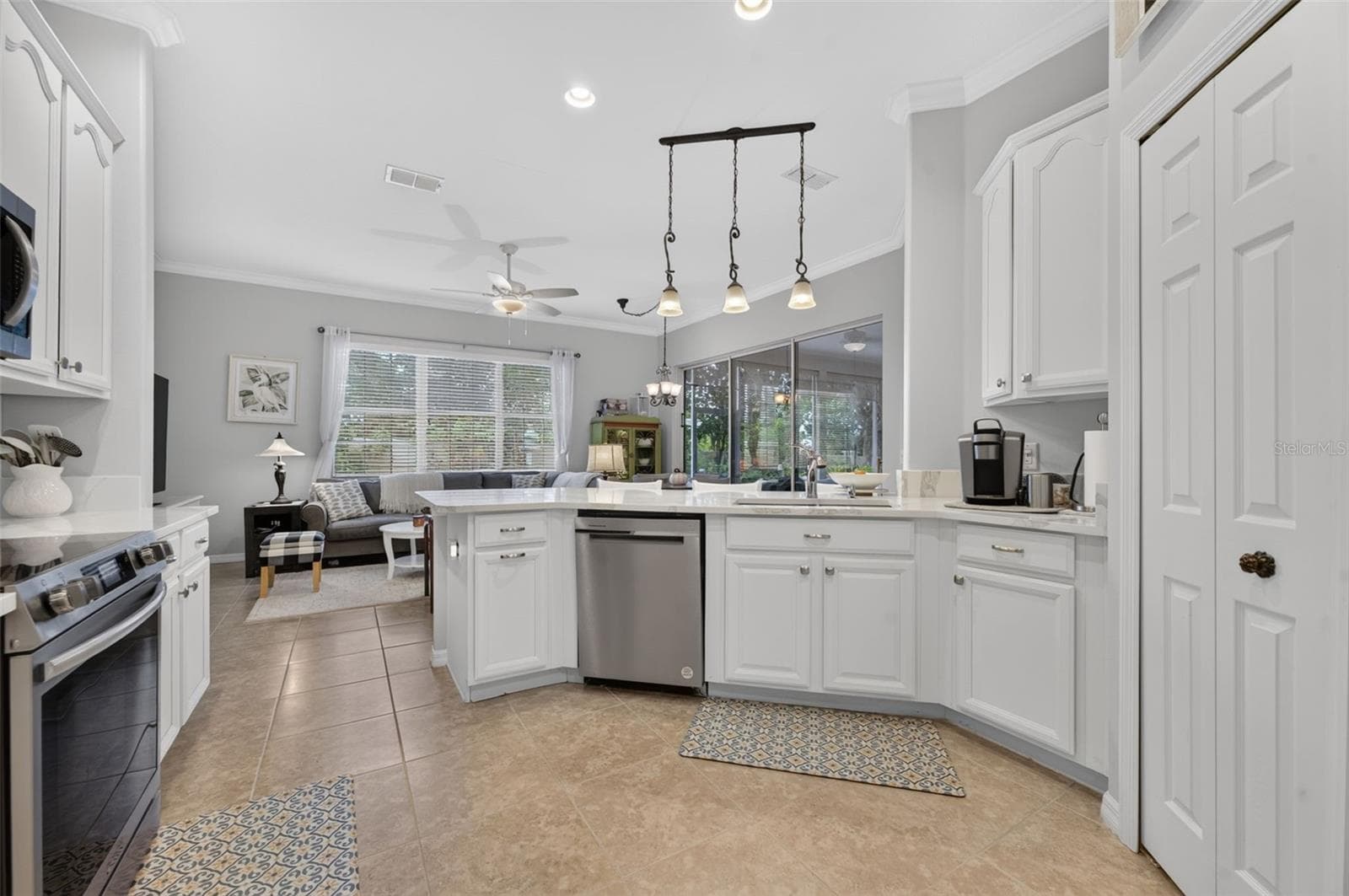 Single Family Residence at 217 CREPE MYRTLE DR, GROVELAND, photo 18 of 51