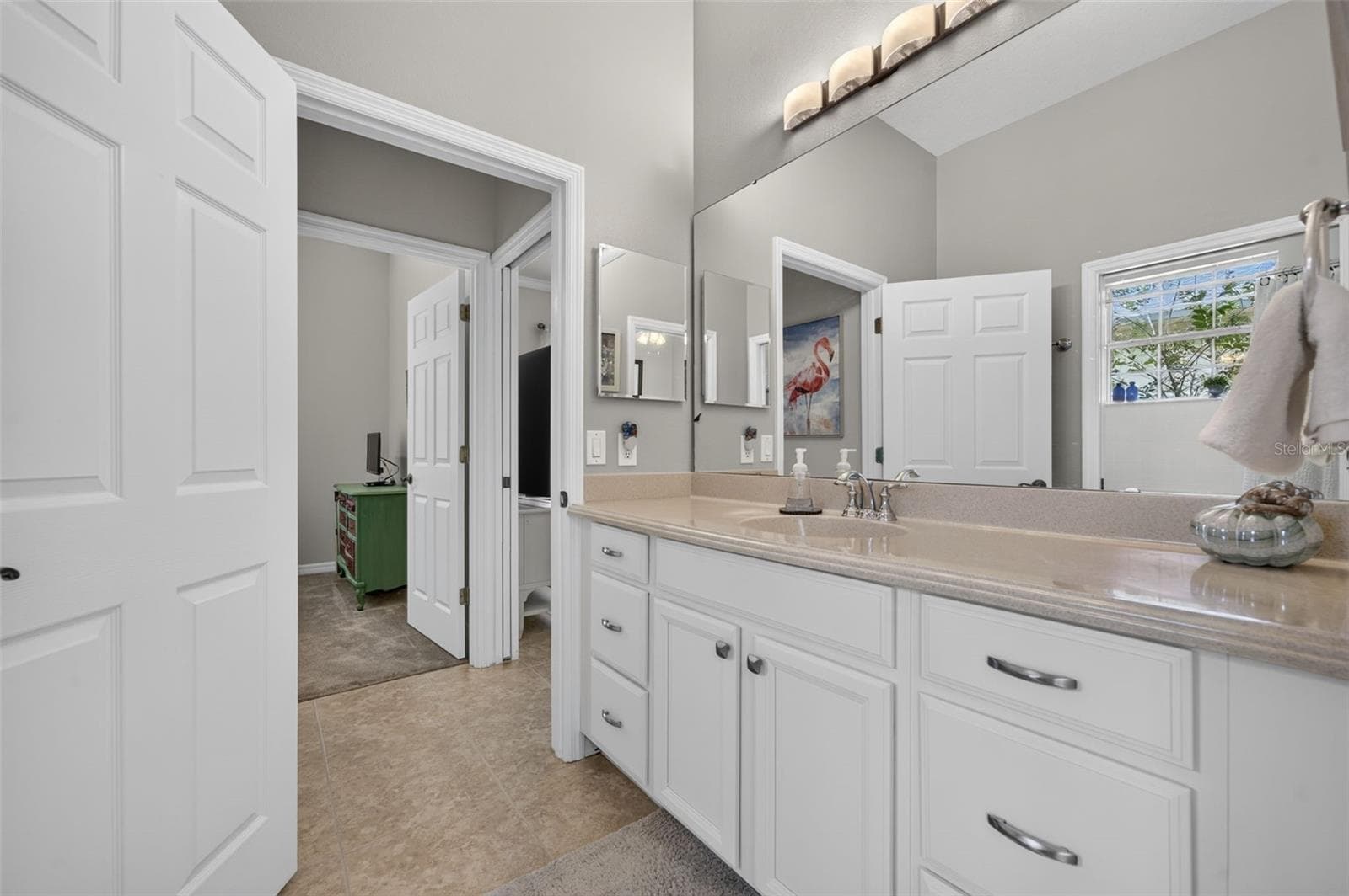 Single Family Residence at 217 CREPE MYRTLE DR, GROVELAND, photo 32 of 51
