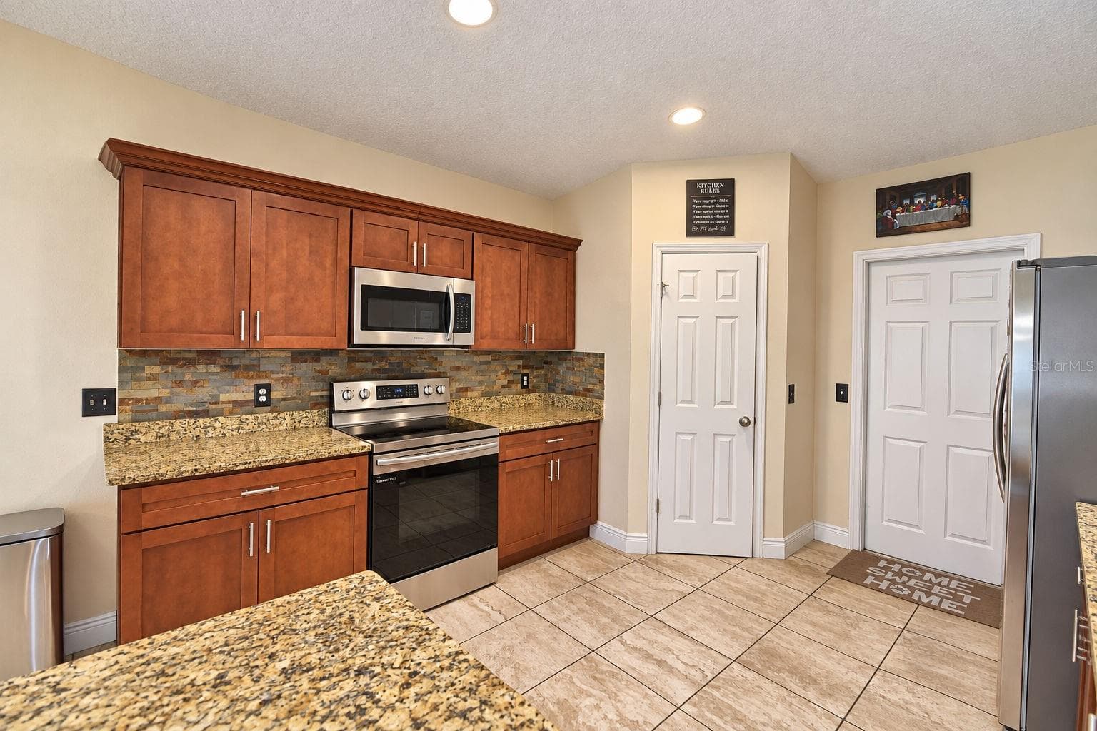 Single Family Residence at 2128 ORCHID WAY, POINCIANA, photo 7 of 46