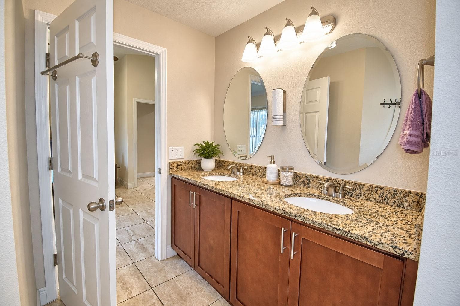 Single Family Residence at 2128 ORCHID WAY, POINCIANA, photo 18 of 46