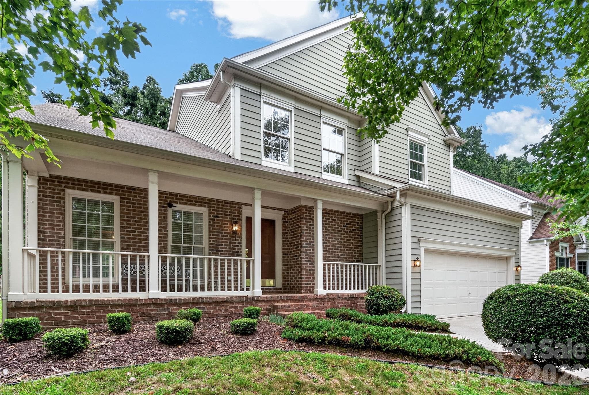 Single Family Residence at 5726 Swanston Drive, Charlotte, photo 2 of 44