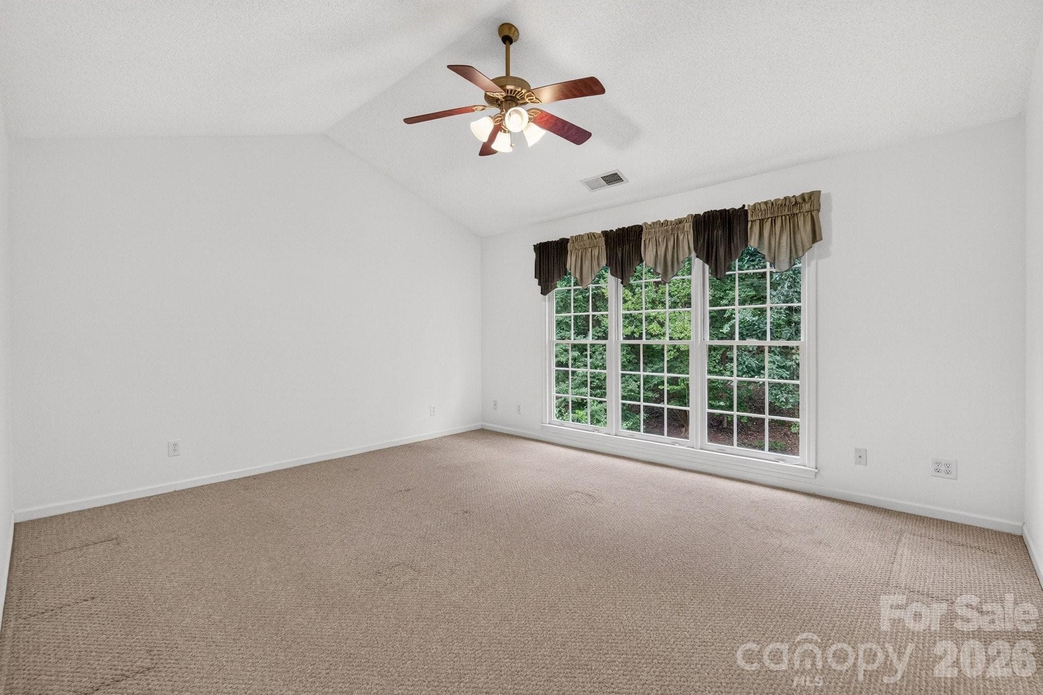 Single Family Residence at 5726 Swanston Drive, Charlotte, photo 19 of 44