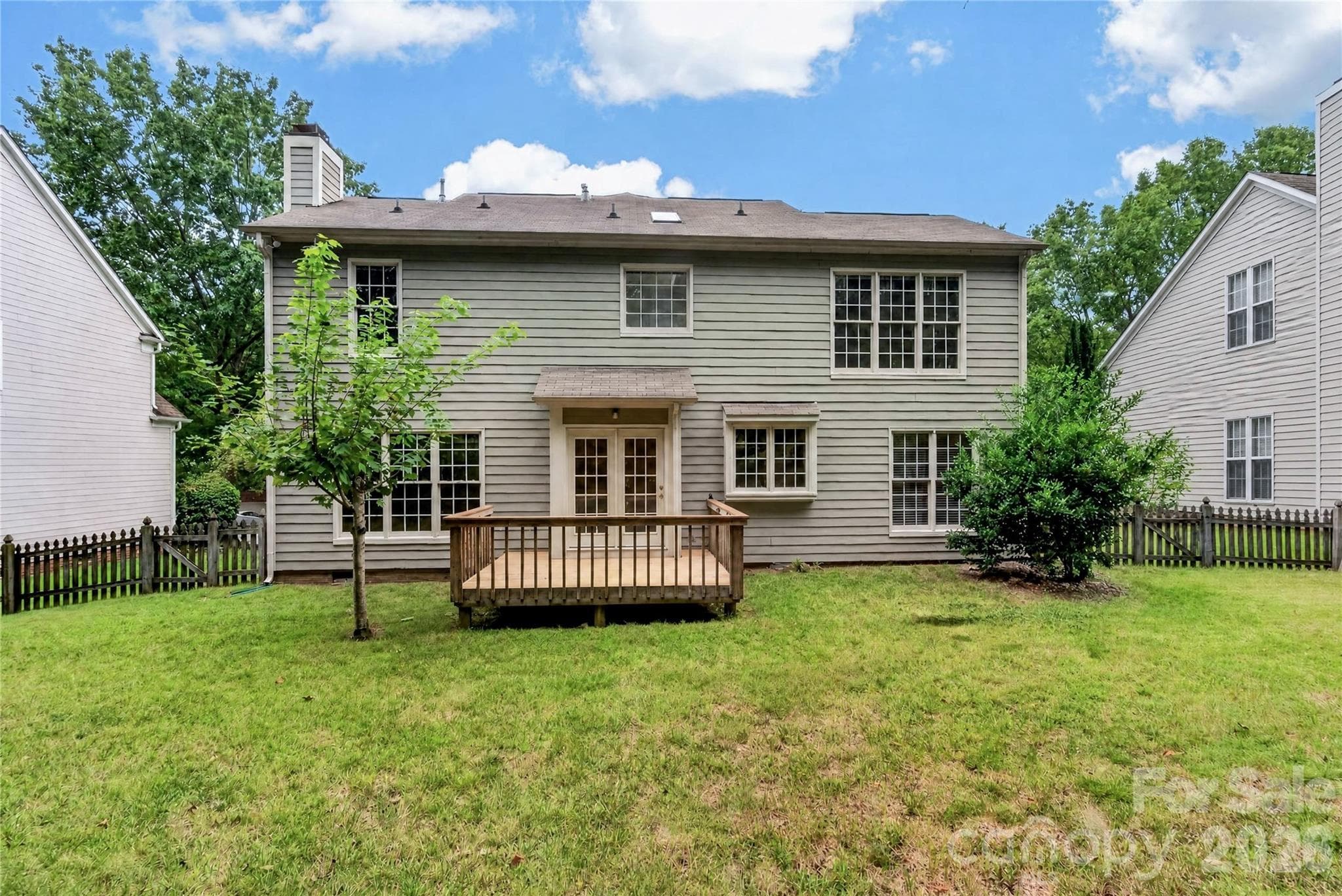 Single Family Residence at 5726 Swanston Drive, Charlotte, photo 33 of 44