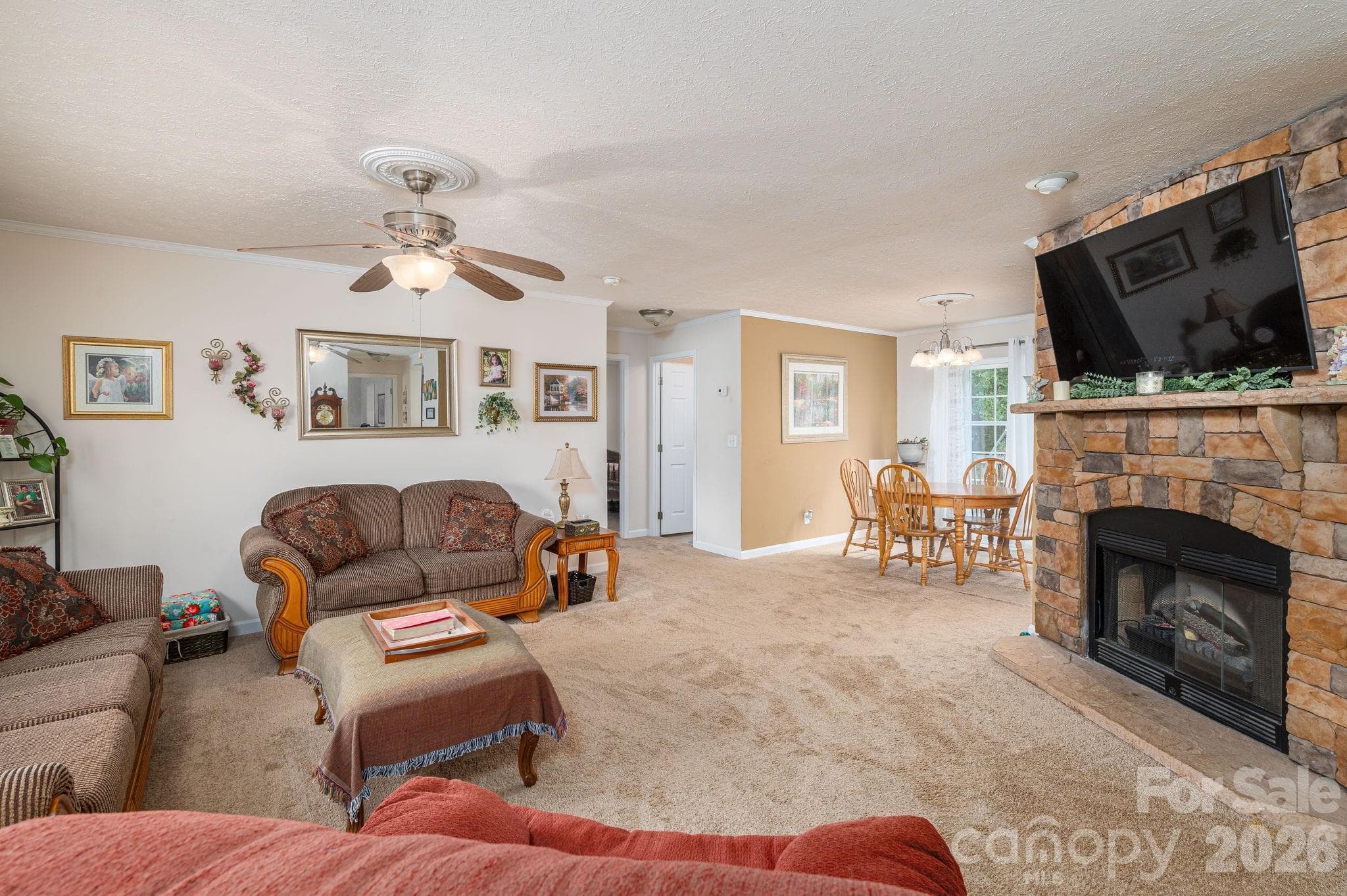 Den - 2224 Sterling Ridge Drive, Newton