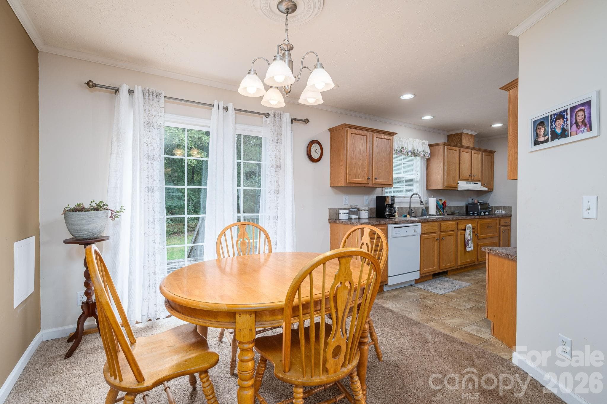 Dining - 2224 Sterling Ridge Drive, Newton