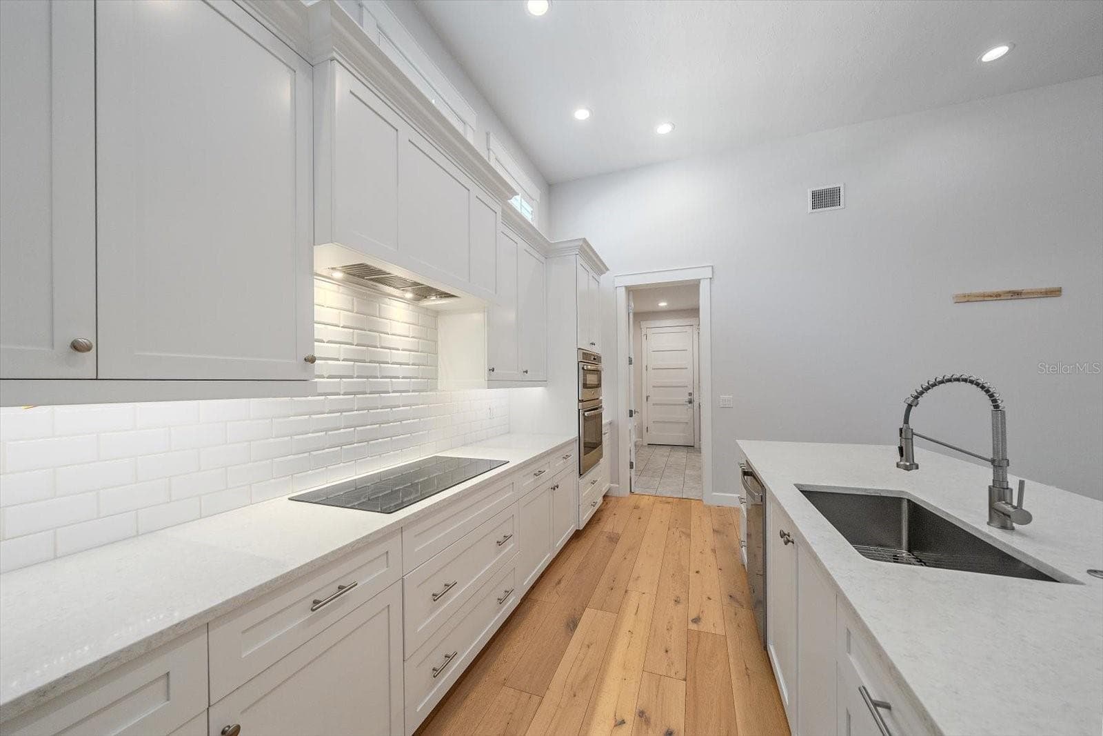 Kitchen - 2436 ARLINGTON ST, SARASOTA